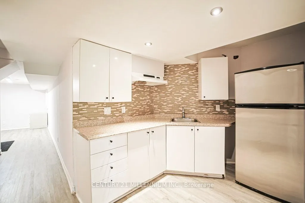 32 Davenhill Road