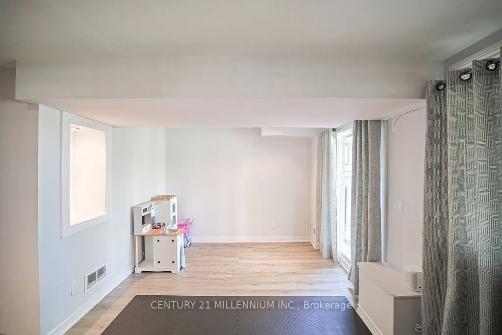 32 Davenhill Road