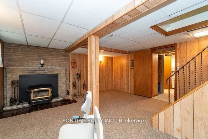 140 FOLKSTONE Crescent