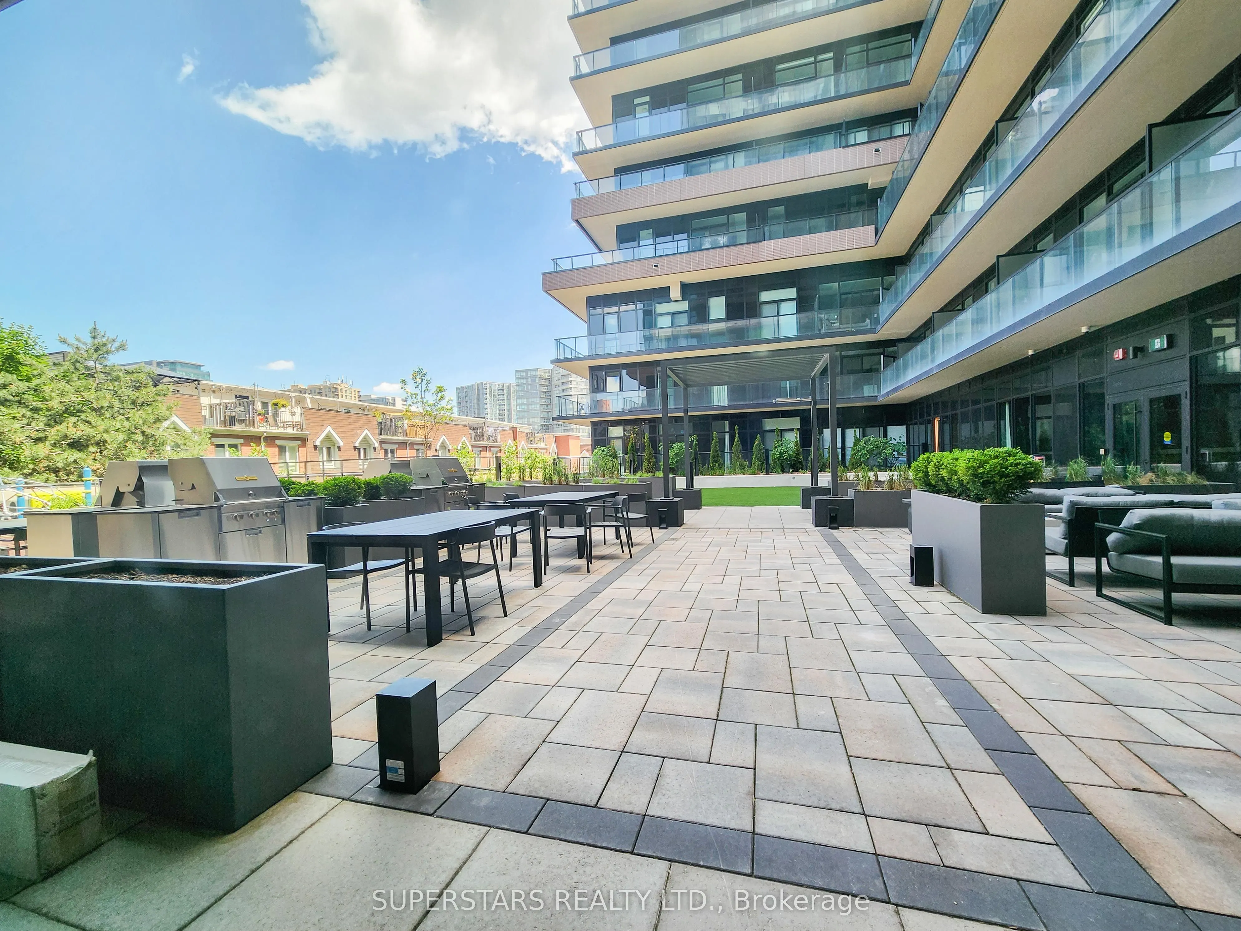 285 Dufferin Street, #1013