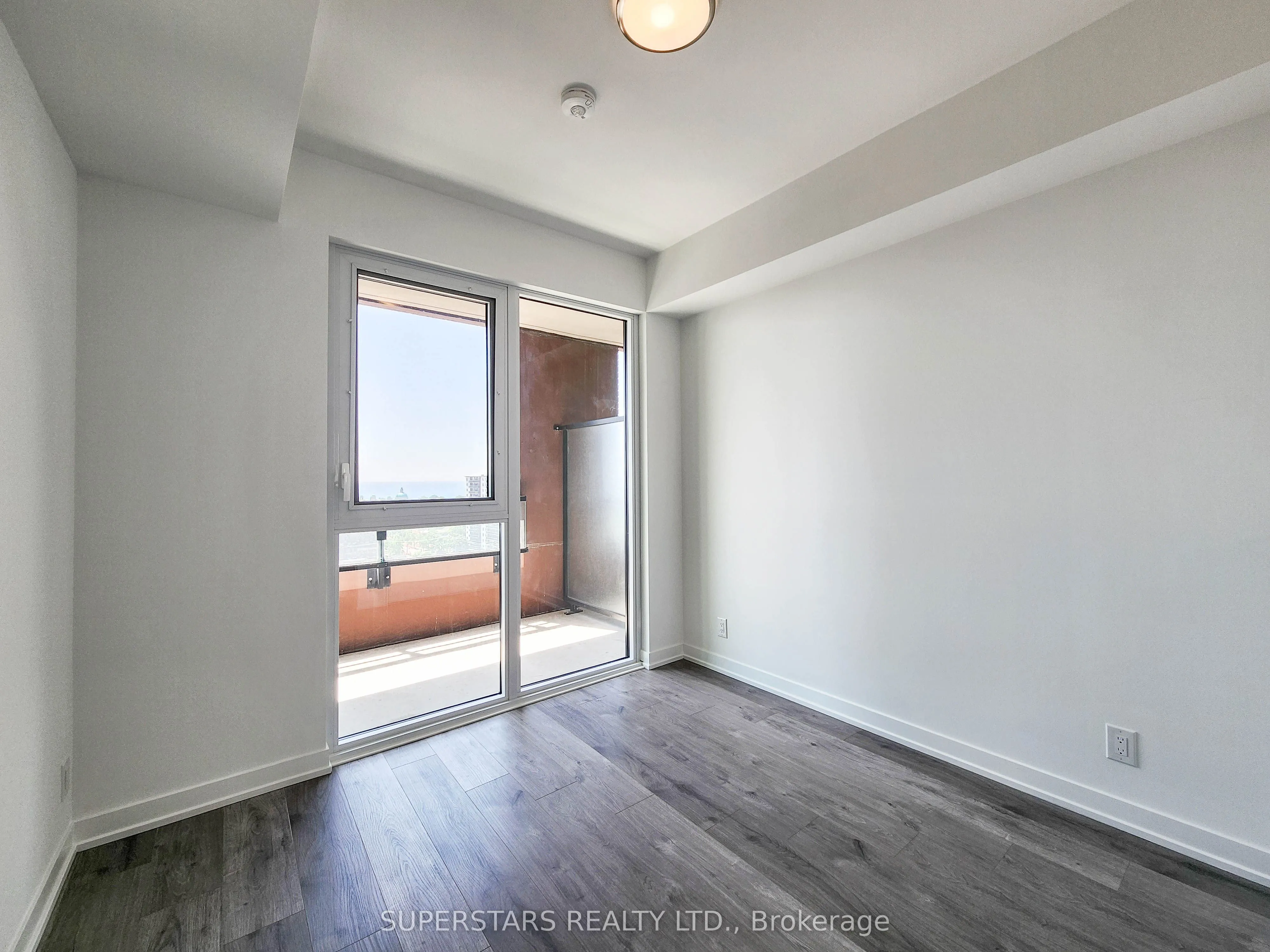 285 Dufferin Street, #1013