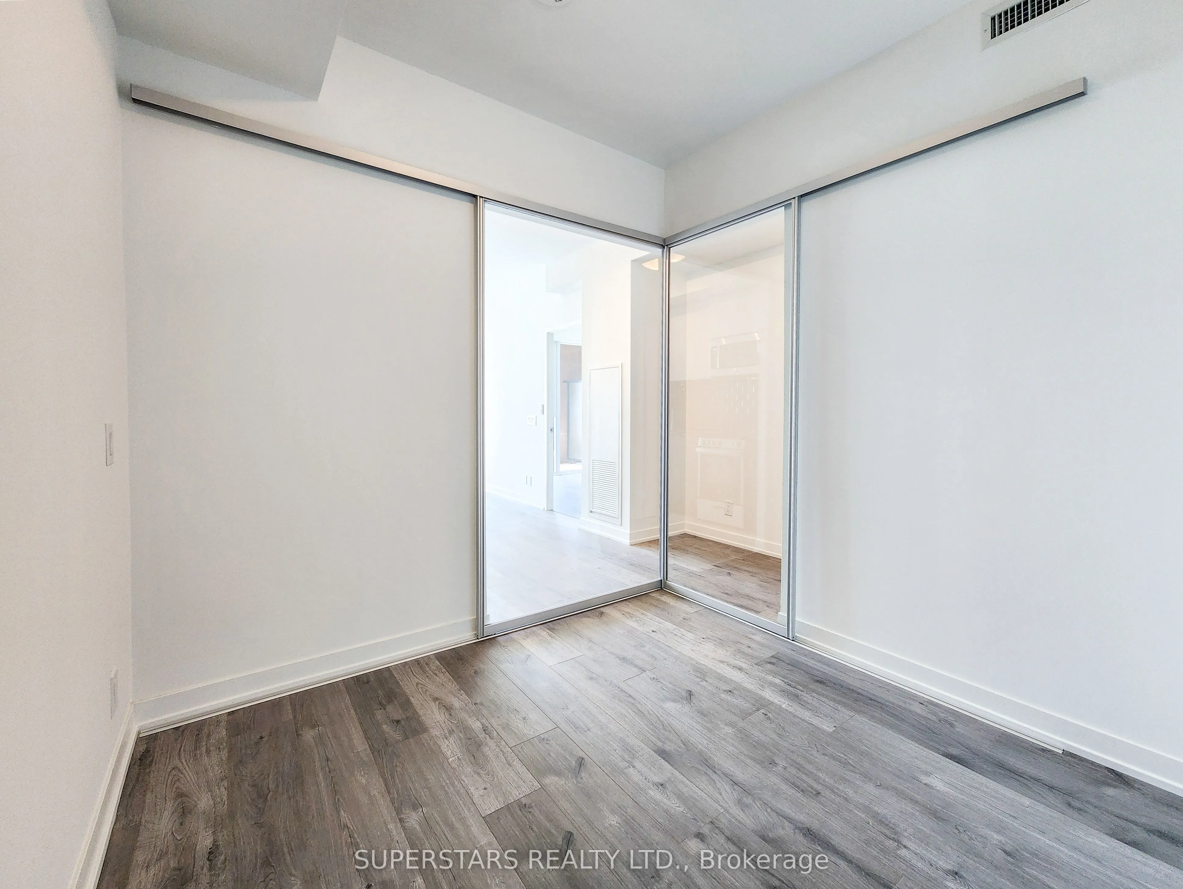 285 Dufferin Street, #1013
