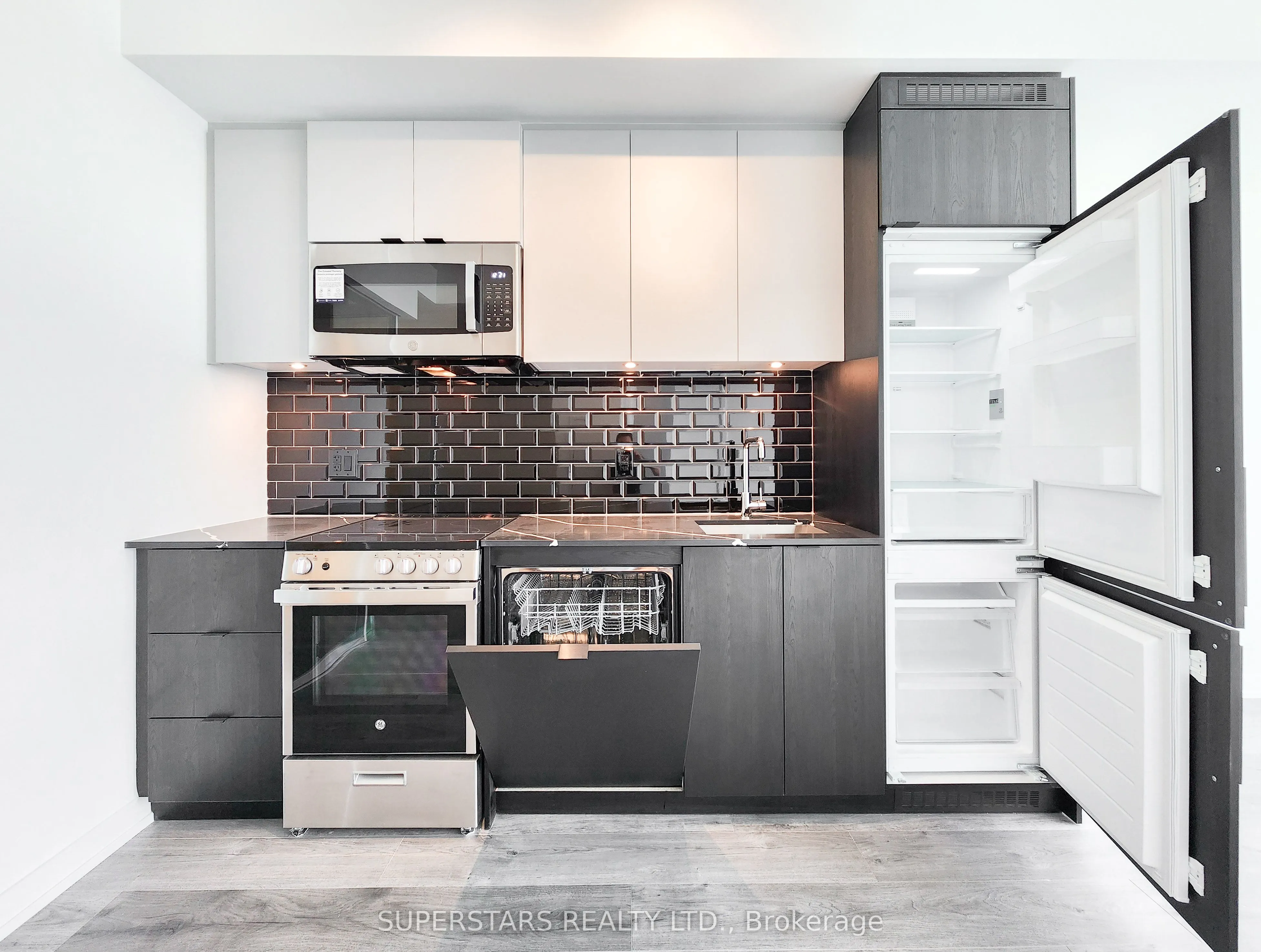 285 Dufferin Street, #1013