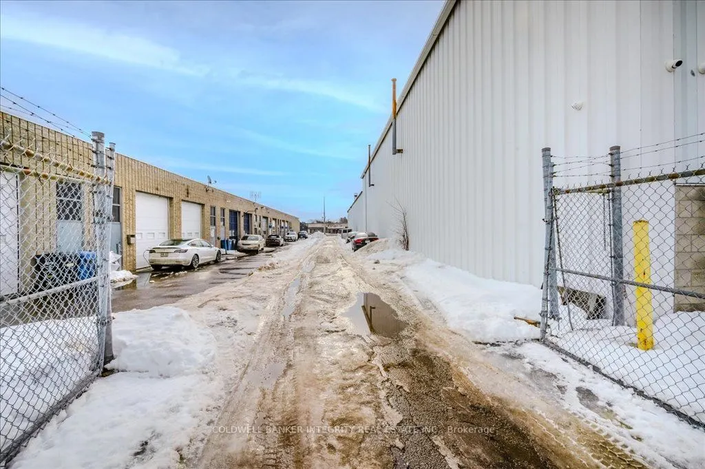 1135 Speers Road, #Building B