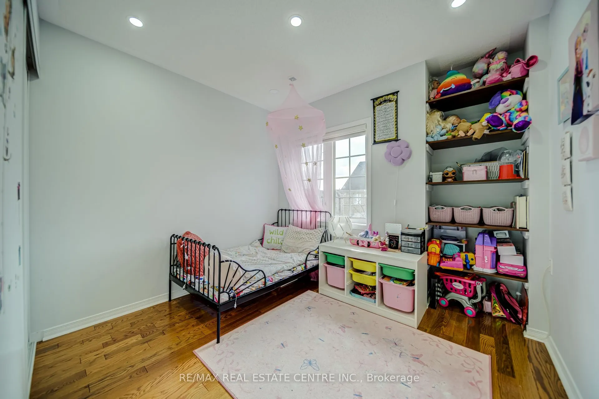 5831 Tiz Road