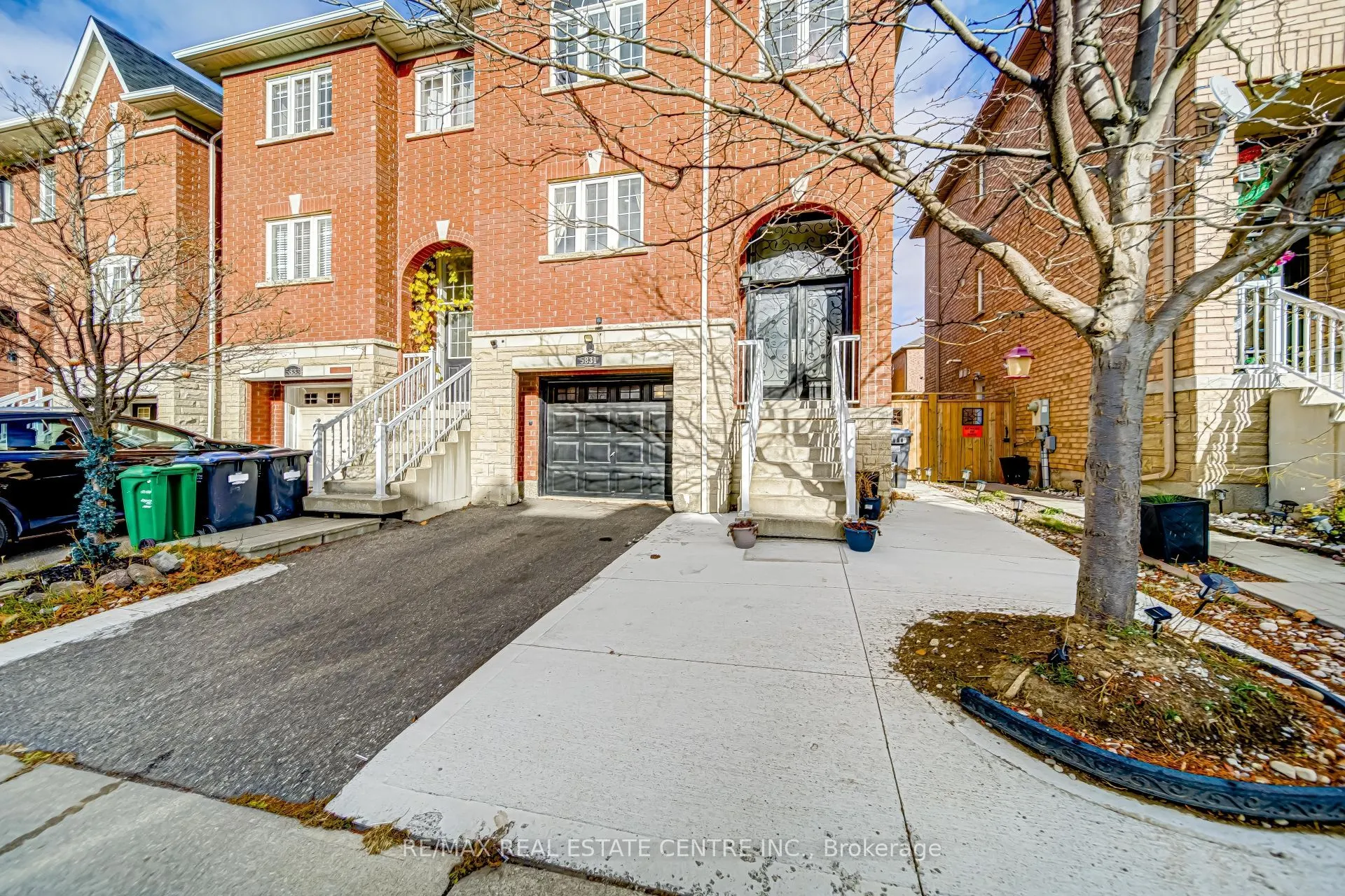 5831 Tiz Road