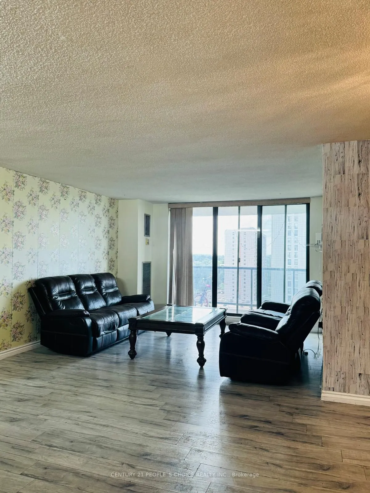 21 Knightsbridge Road, #1410