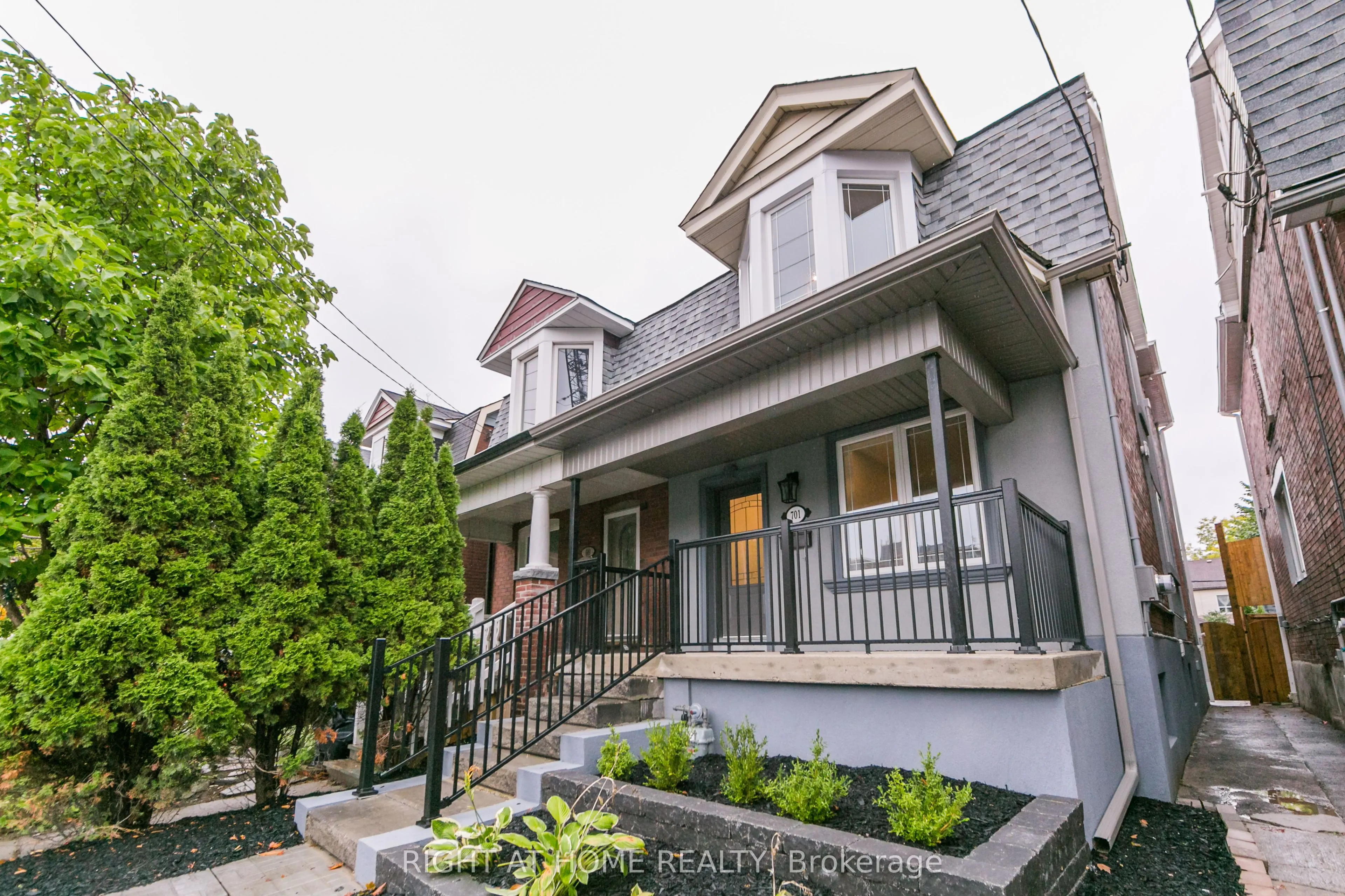 701 Dupont Street
