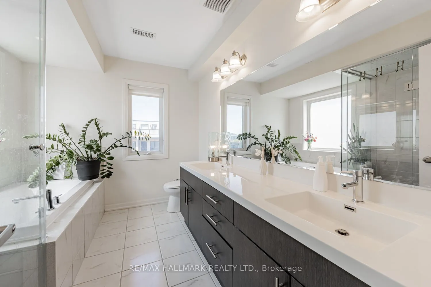 11 Caroline Carpenter Grove