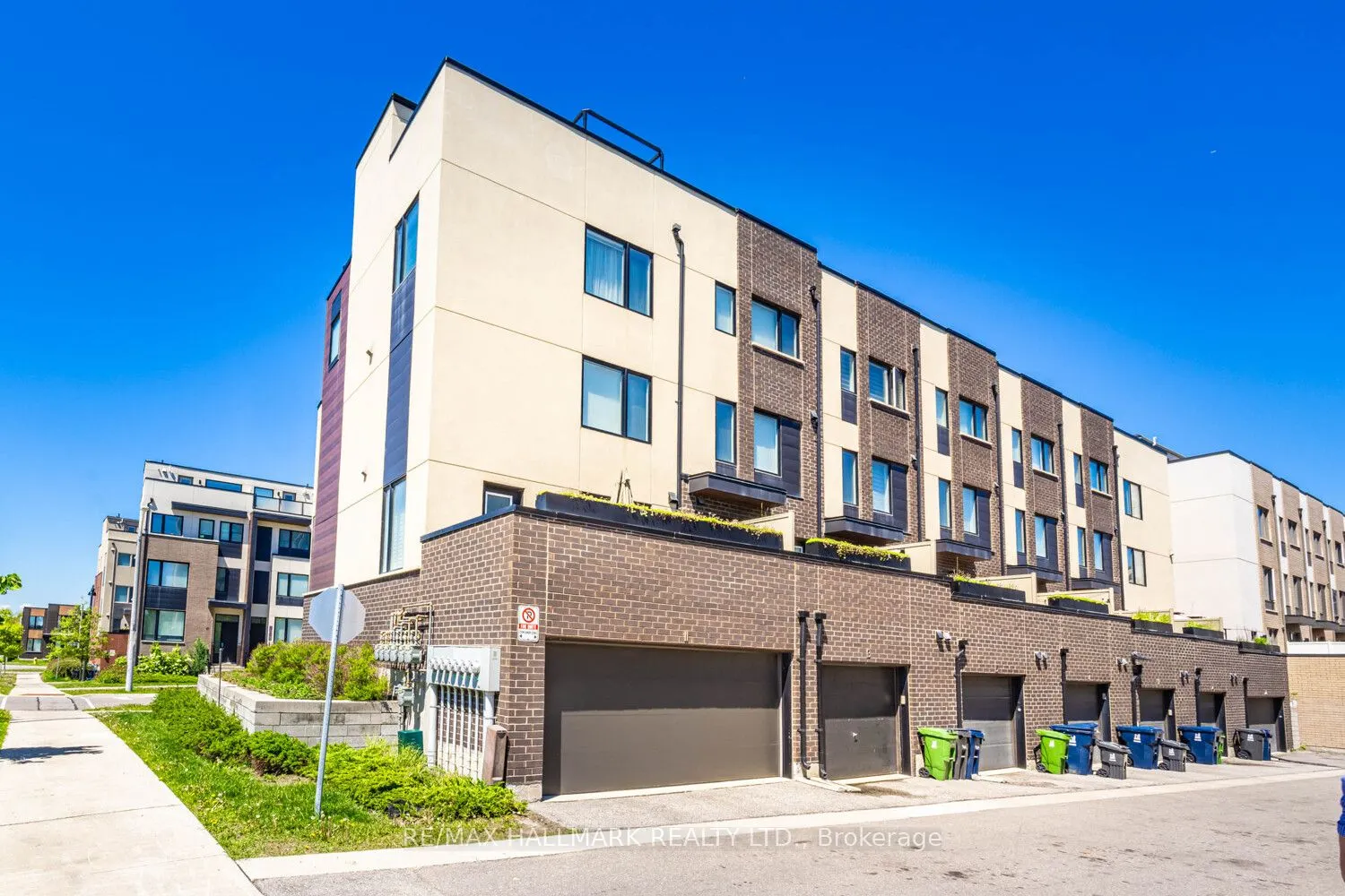 11 Caroline Carpenter Grove