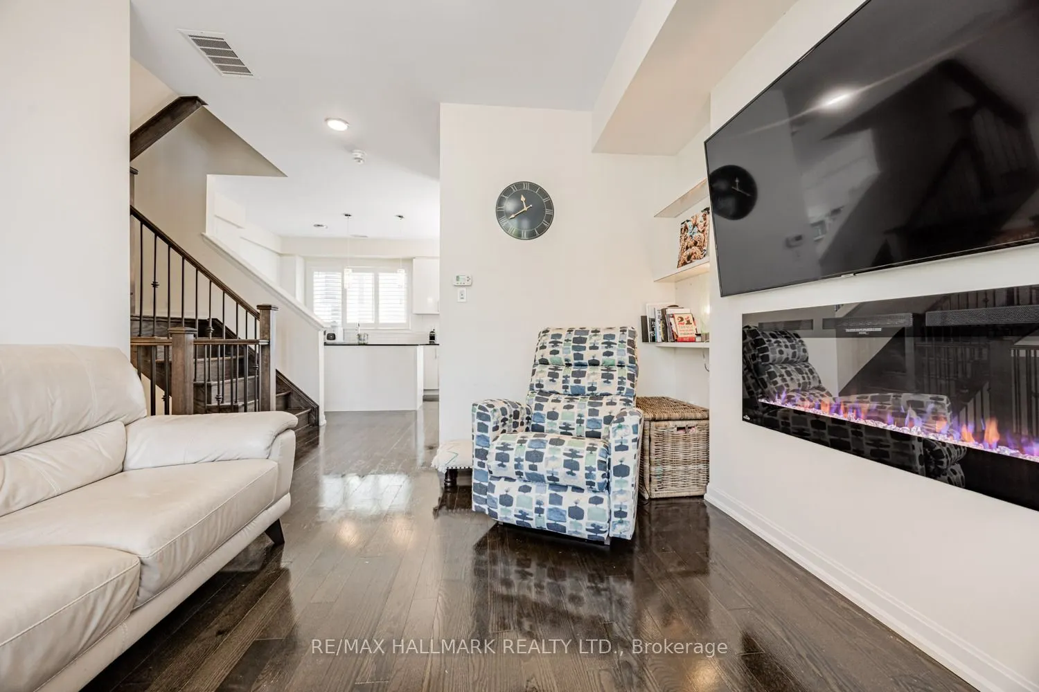 11 Caroline Carpenter Grove