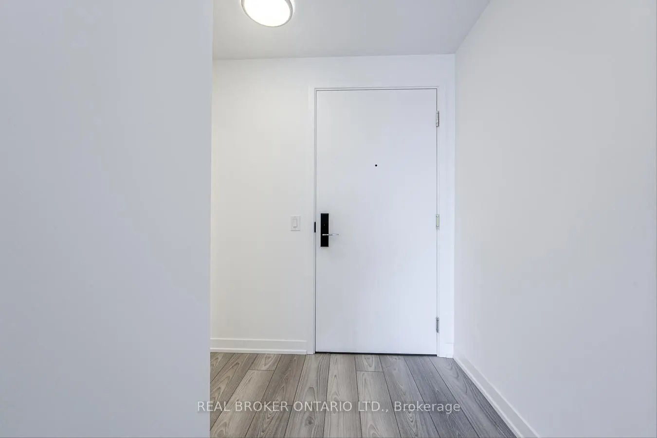 285 Dufferin Street, #303