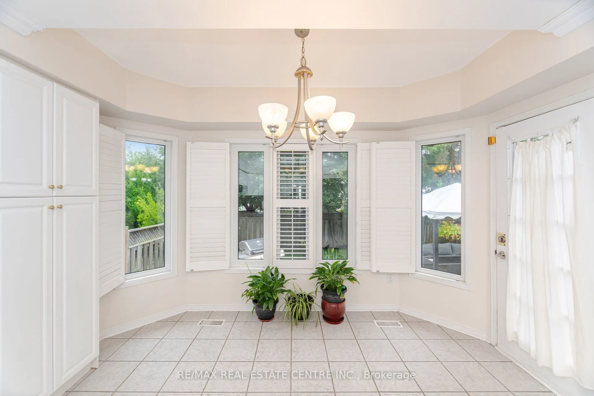 2931 Gardenview Crescent