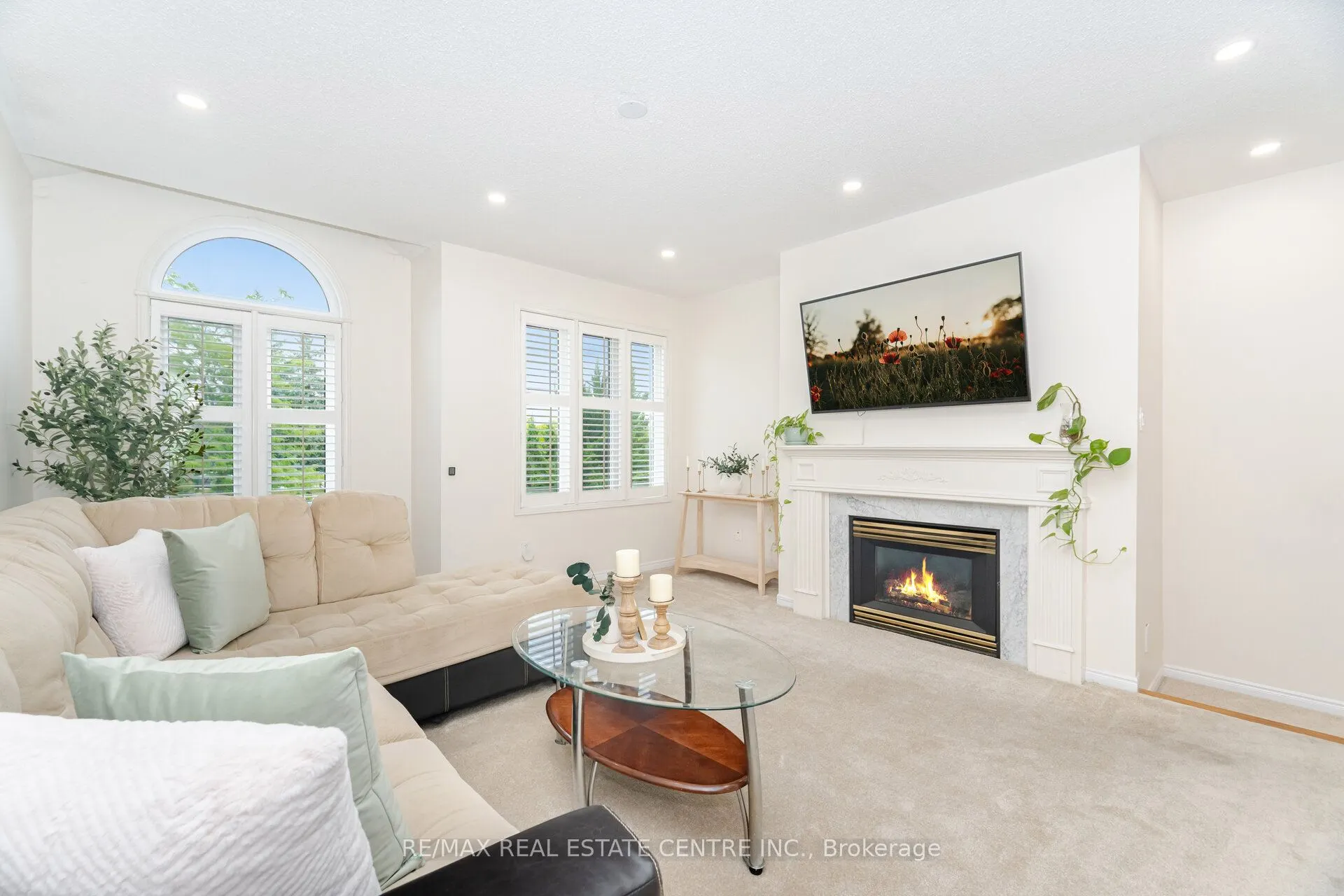 2931 Gardenview Crescent