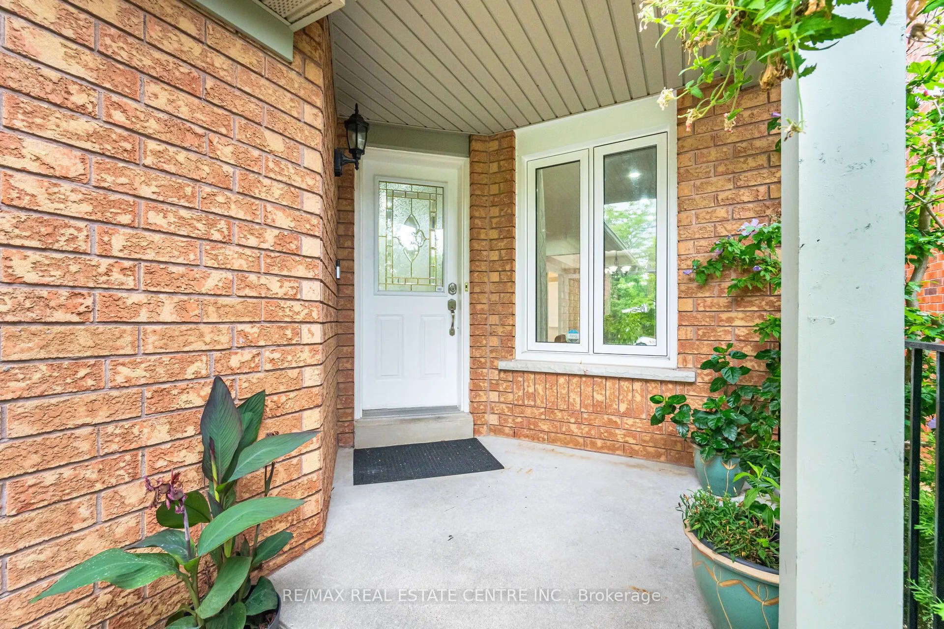 2931 Gardenview Crescent