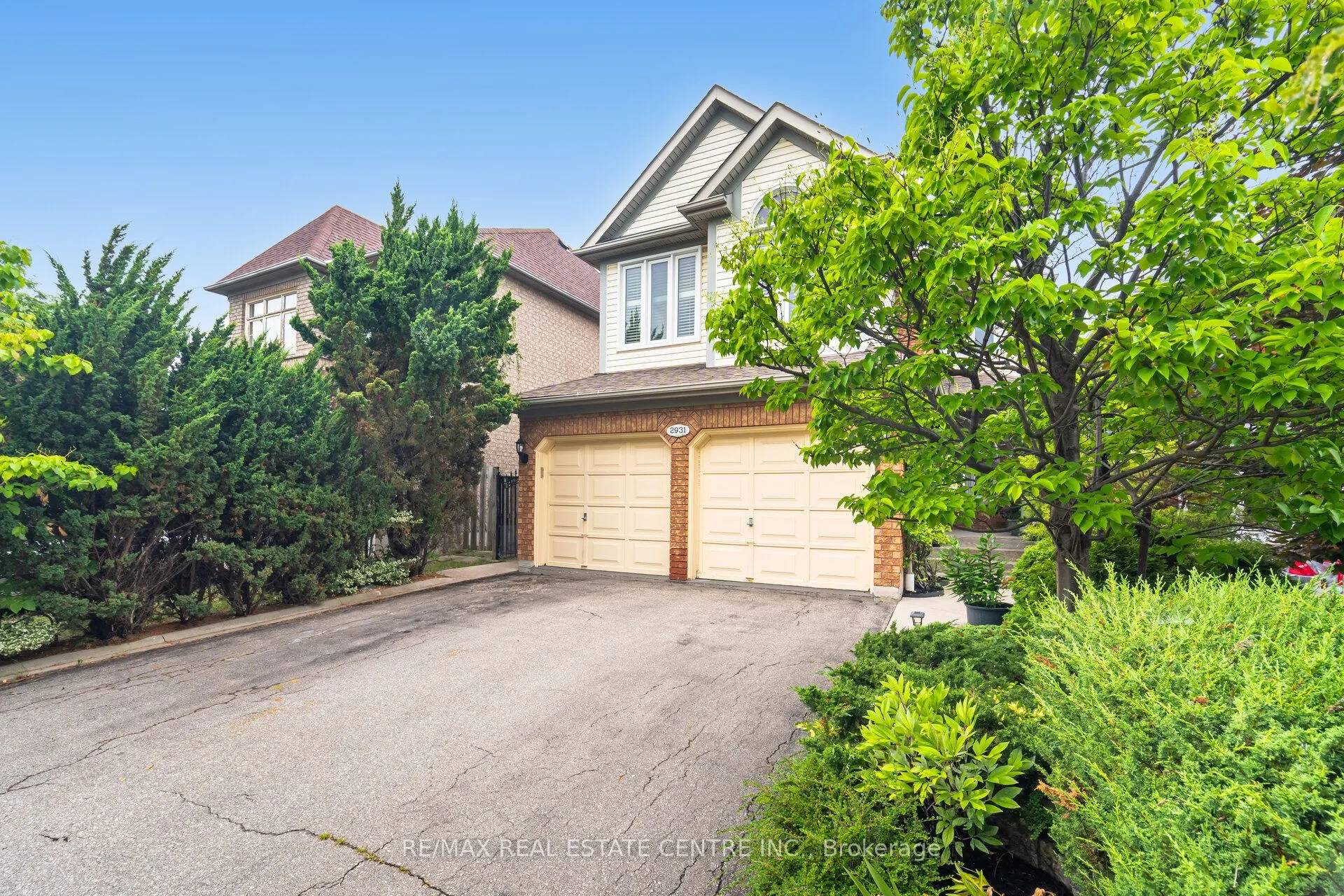 2931 Gardenview Crescent