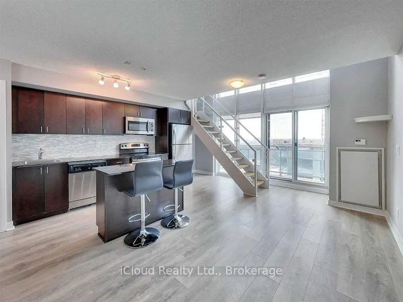 155 Legion Road N, #1706