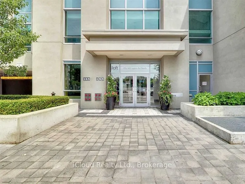 155 Legion Road N, #1706