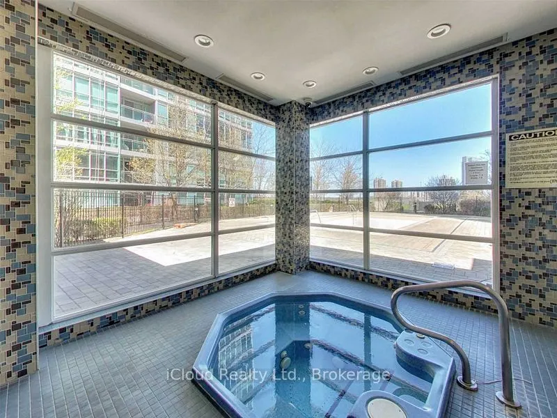 155 Legion Road N, #1706