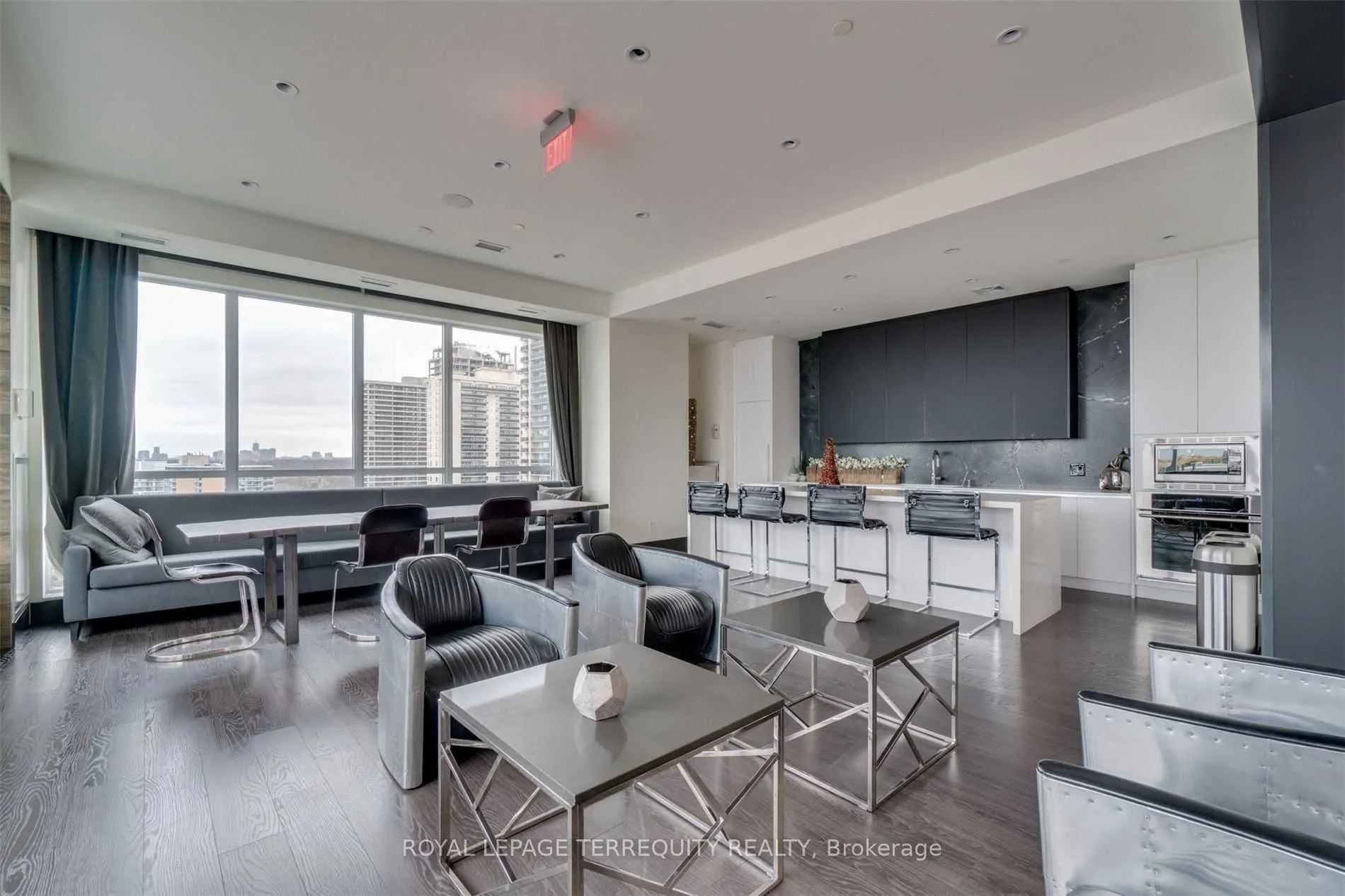 1830 Bloor Street W, #339