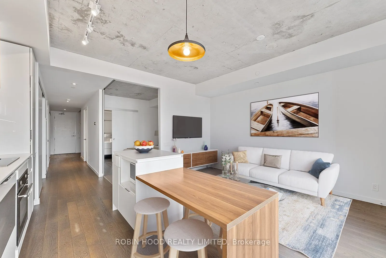 383 Sorauren Avenue, #511