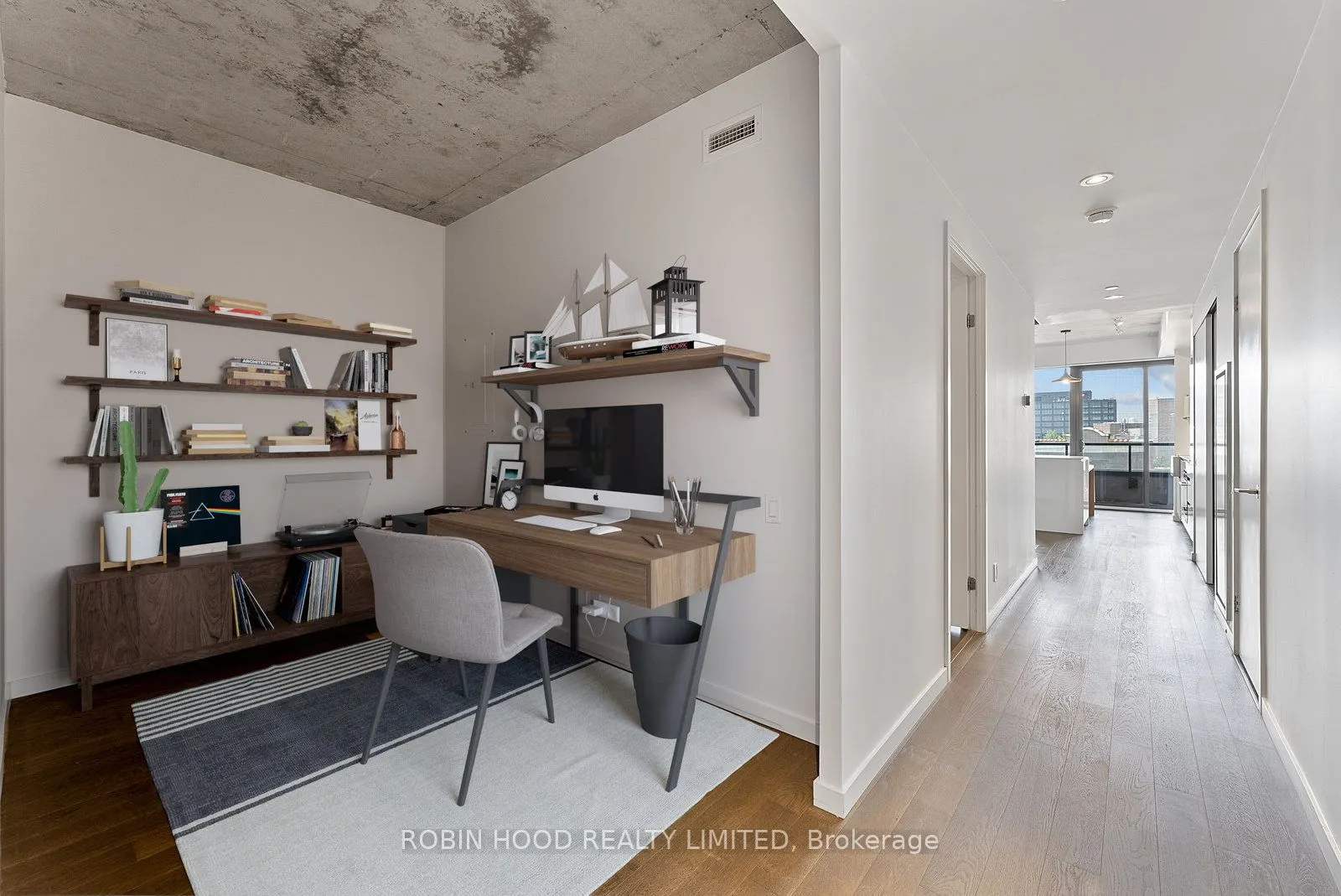 383 Sorauren Avenue, #511