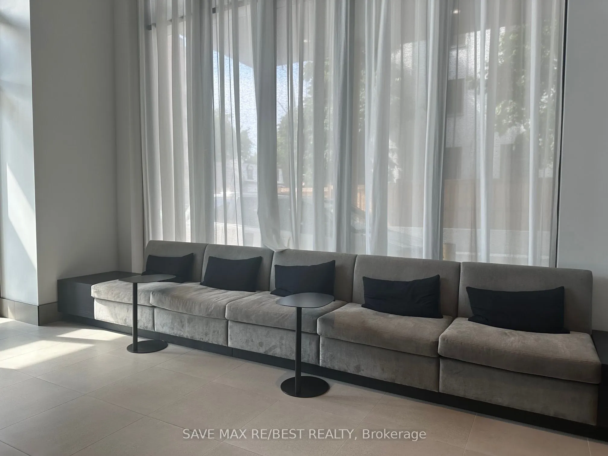285 Dufferin Street, #726