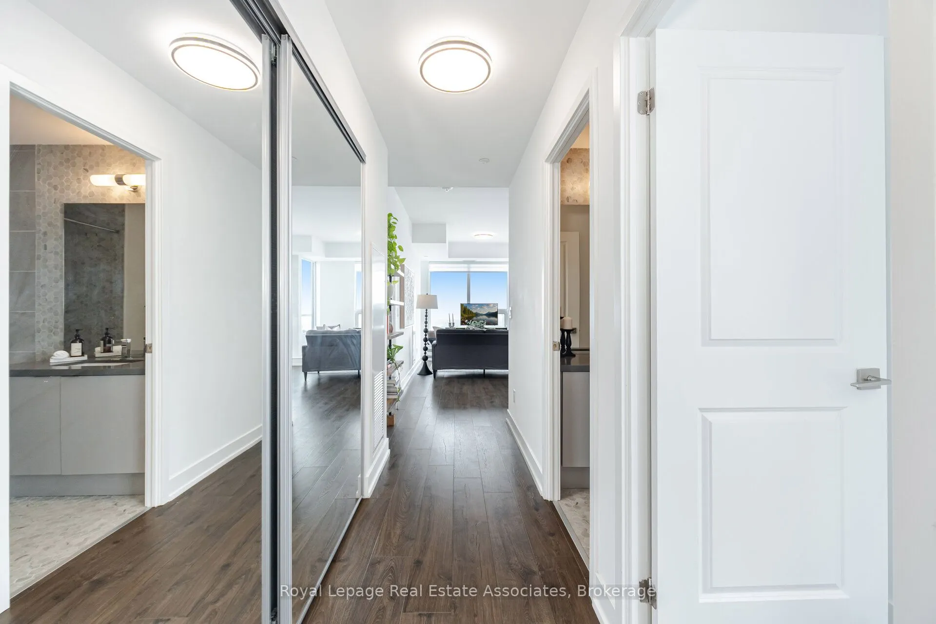 297 Oak Walk Drive, #2003