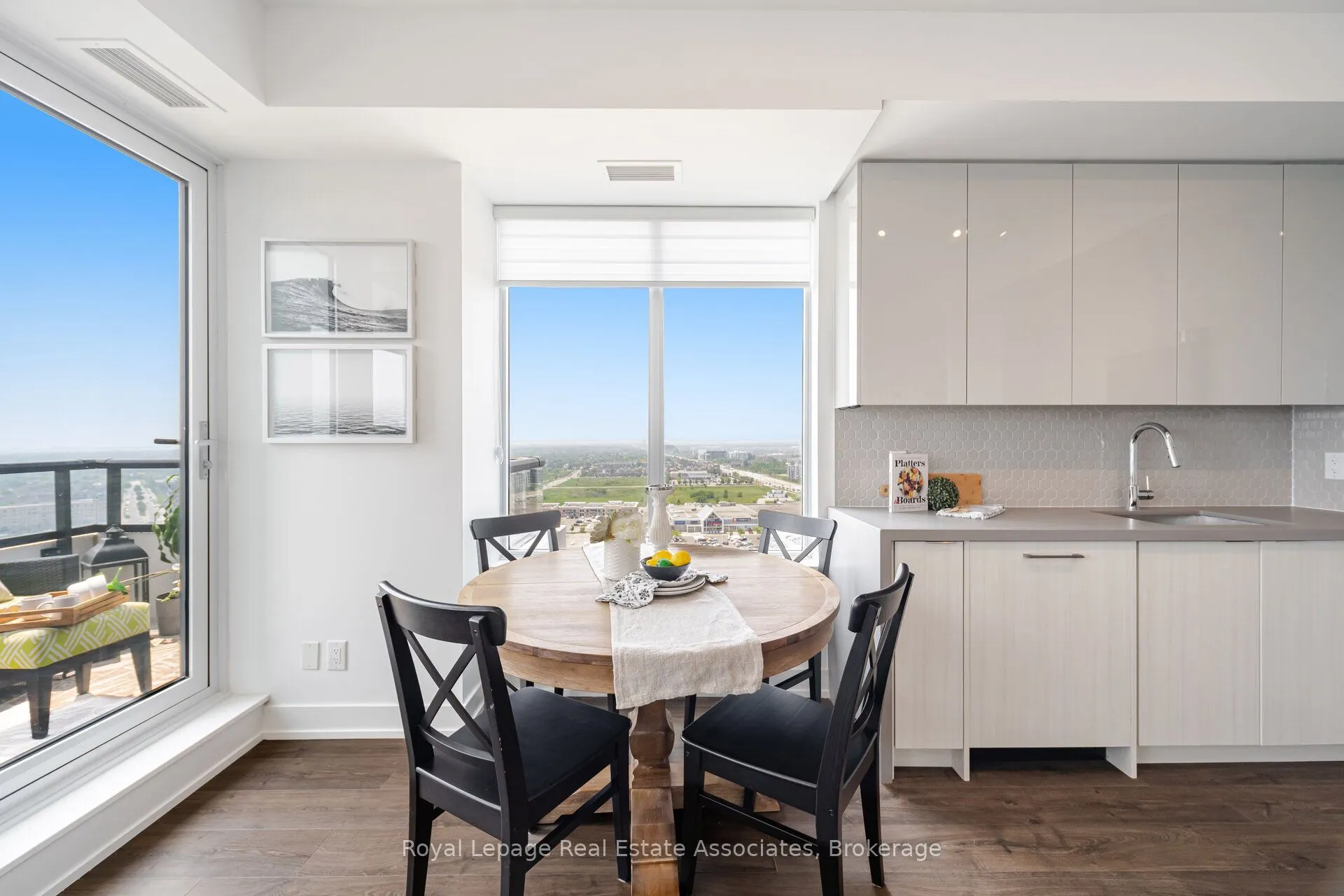 297 Oak Walk Drive, #2003