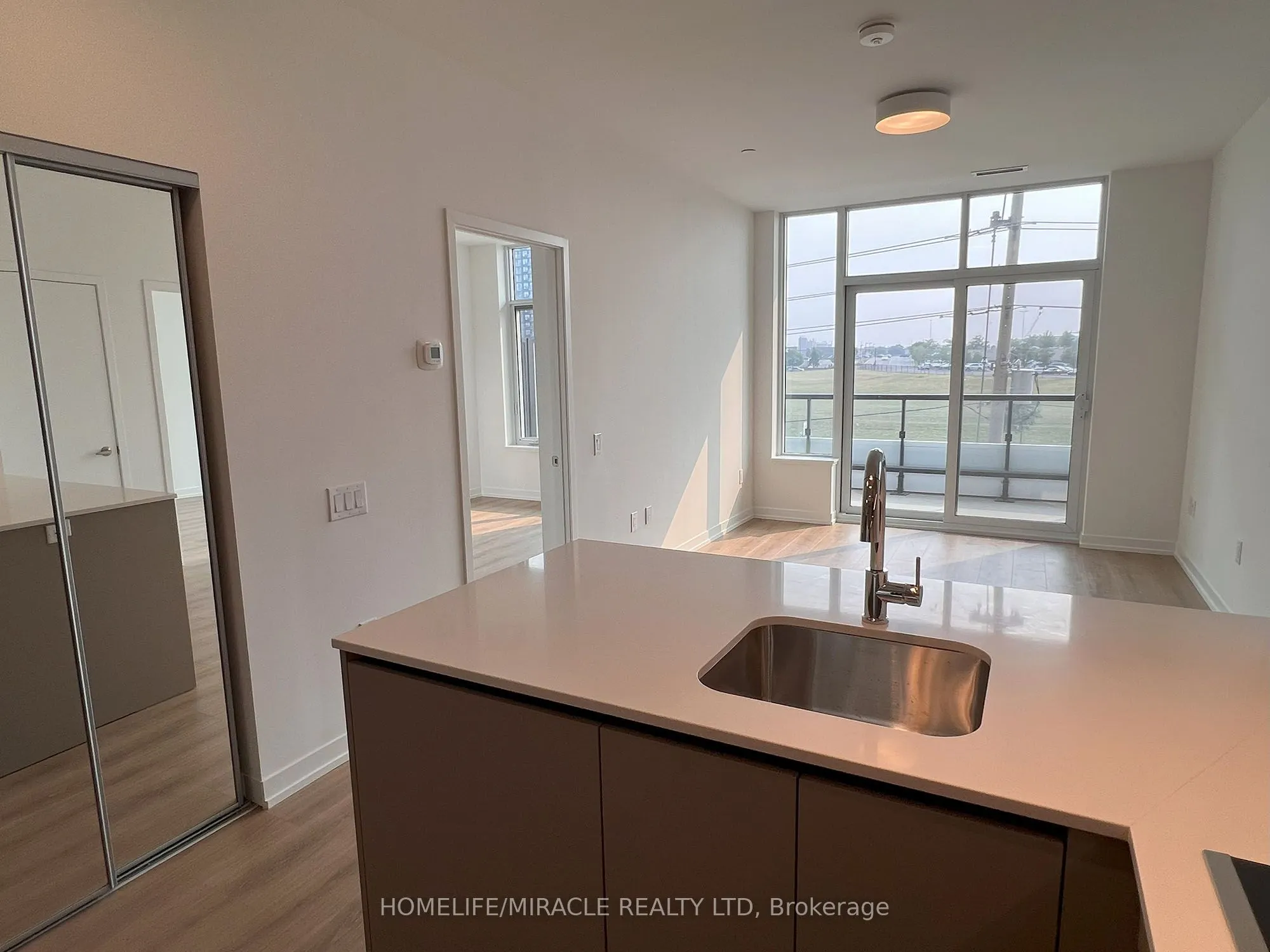 2485 Eglinton Avenue W, #422
