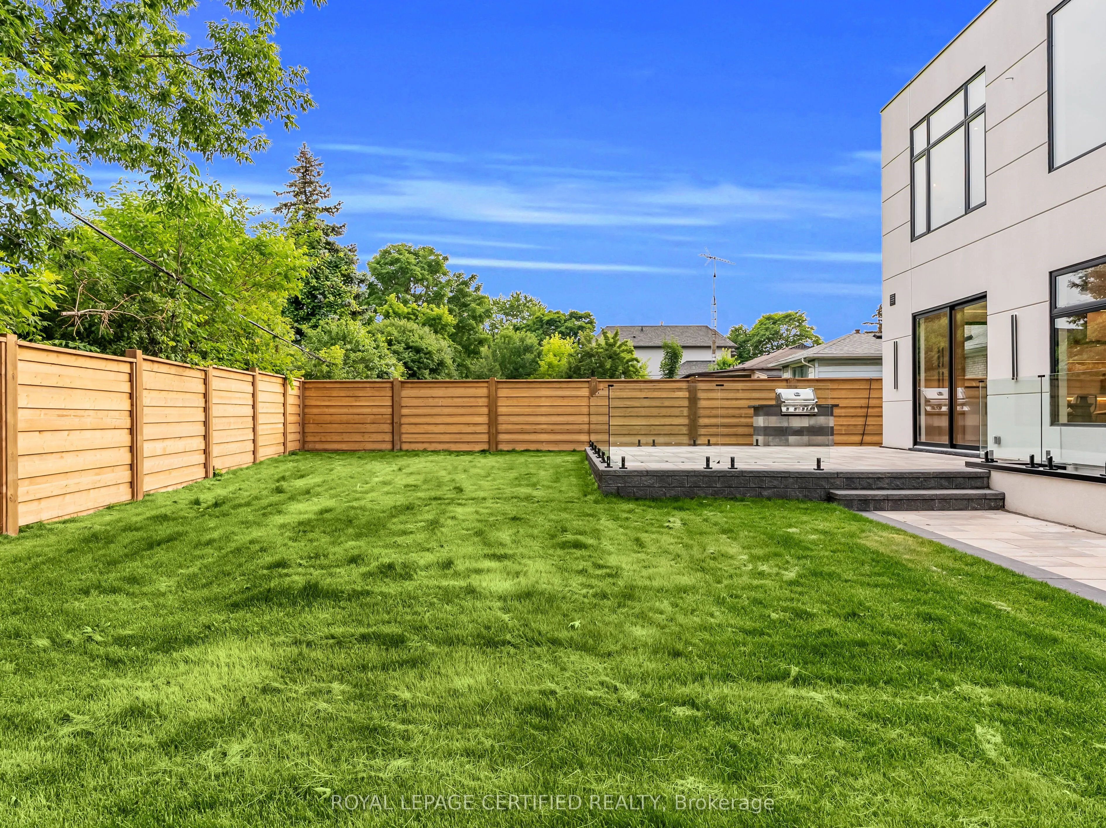 1328 Waverly Avenue