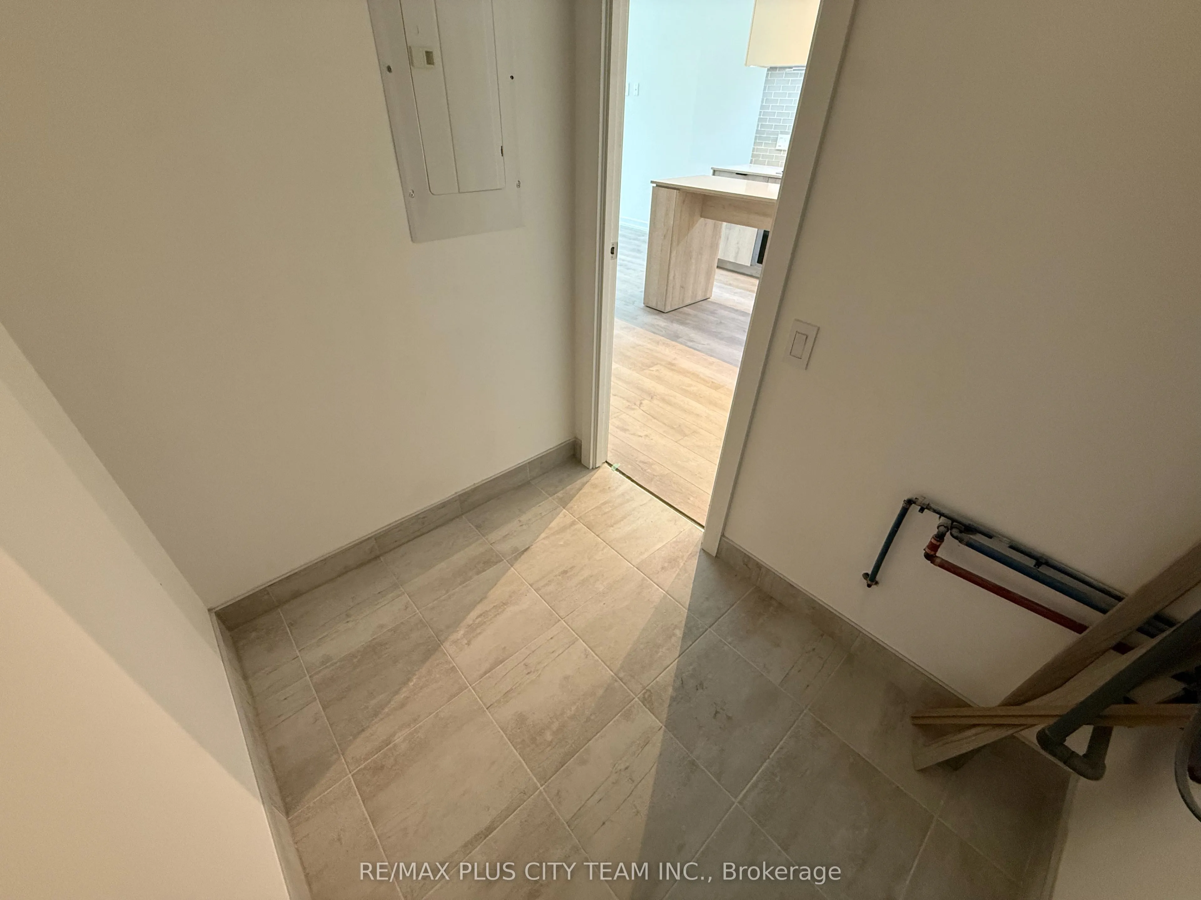722 Marlee Avenue, #202
