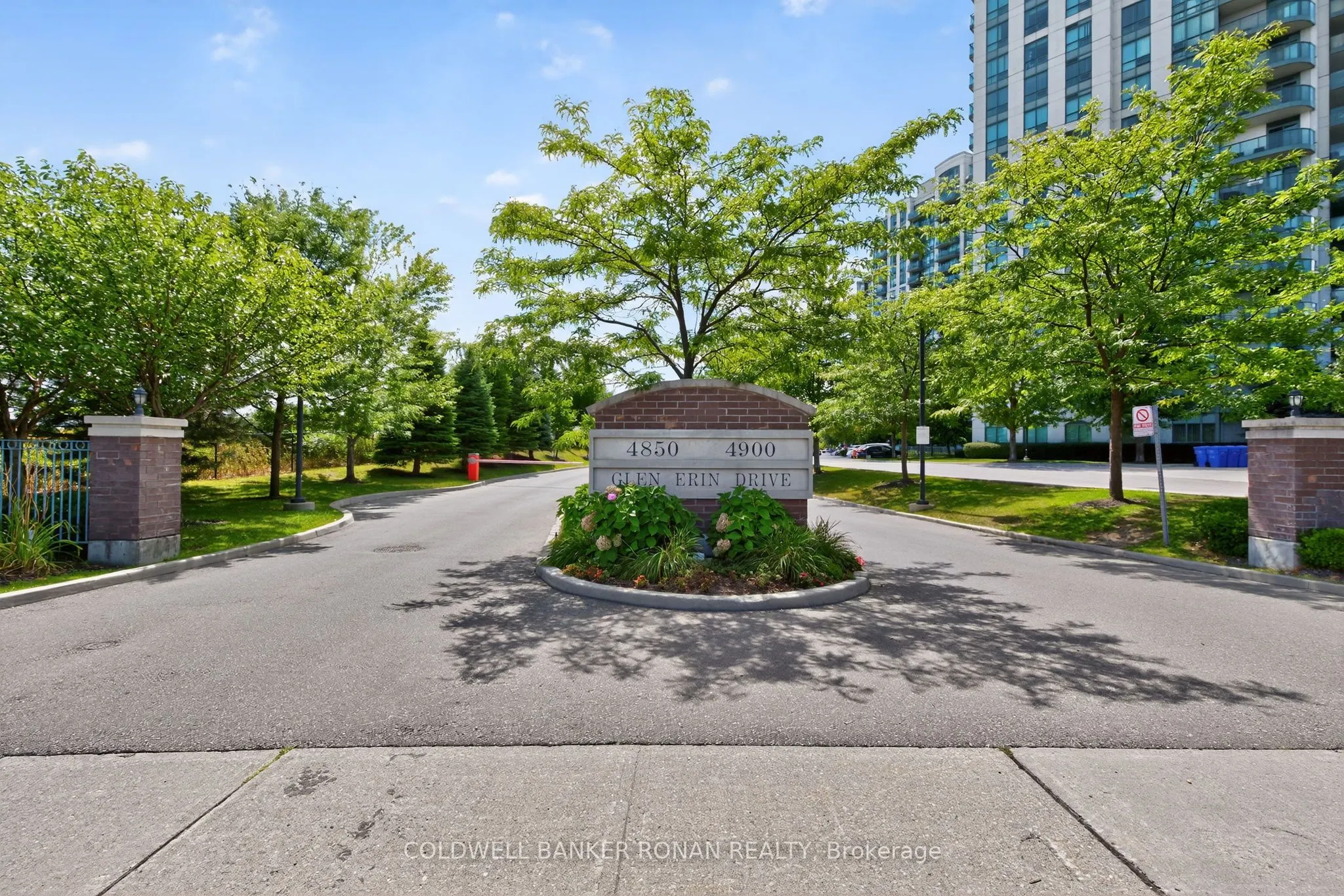 4900 Glen Erin Drive, #1010