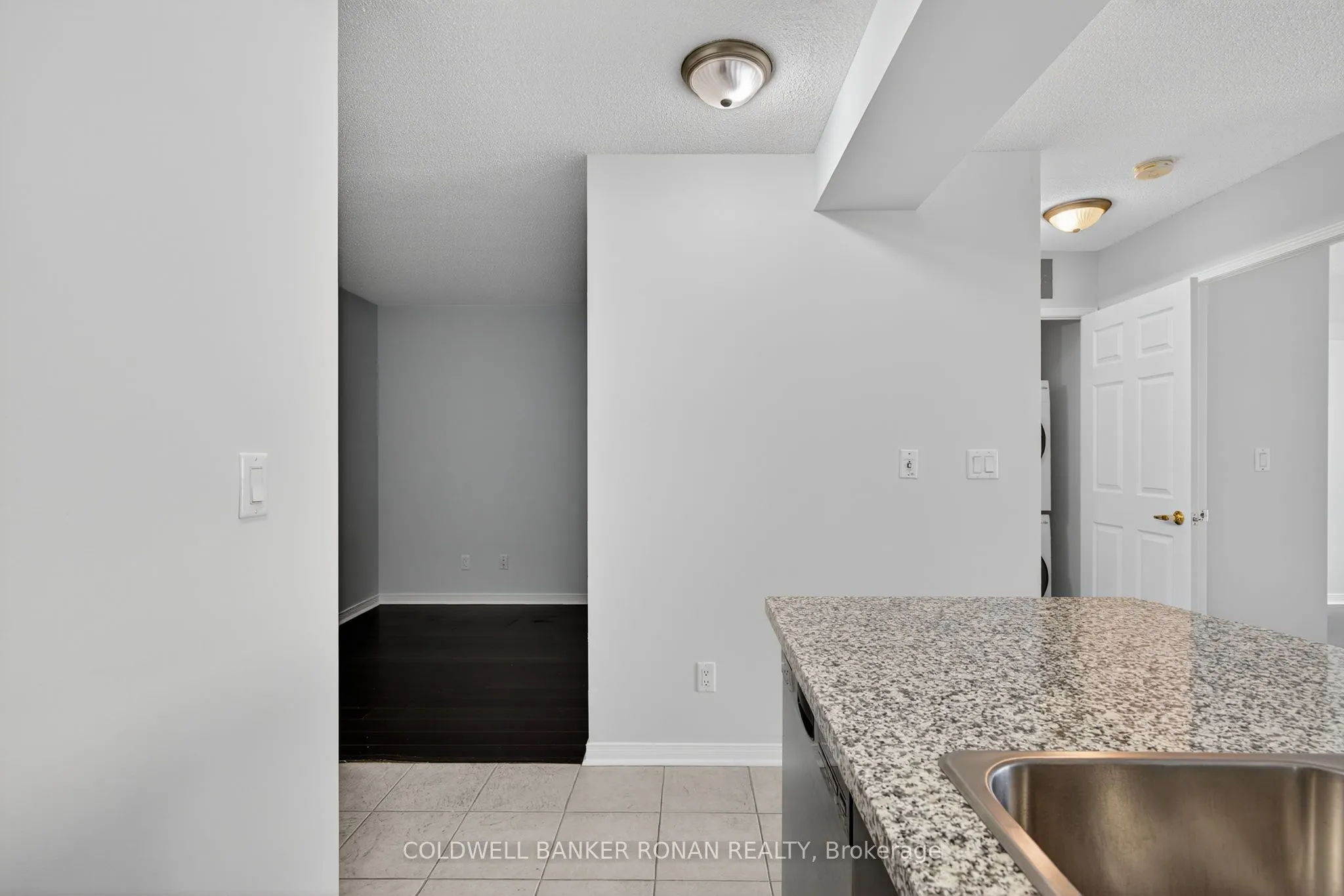 4900 Glen Erin Drive, #1010