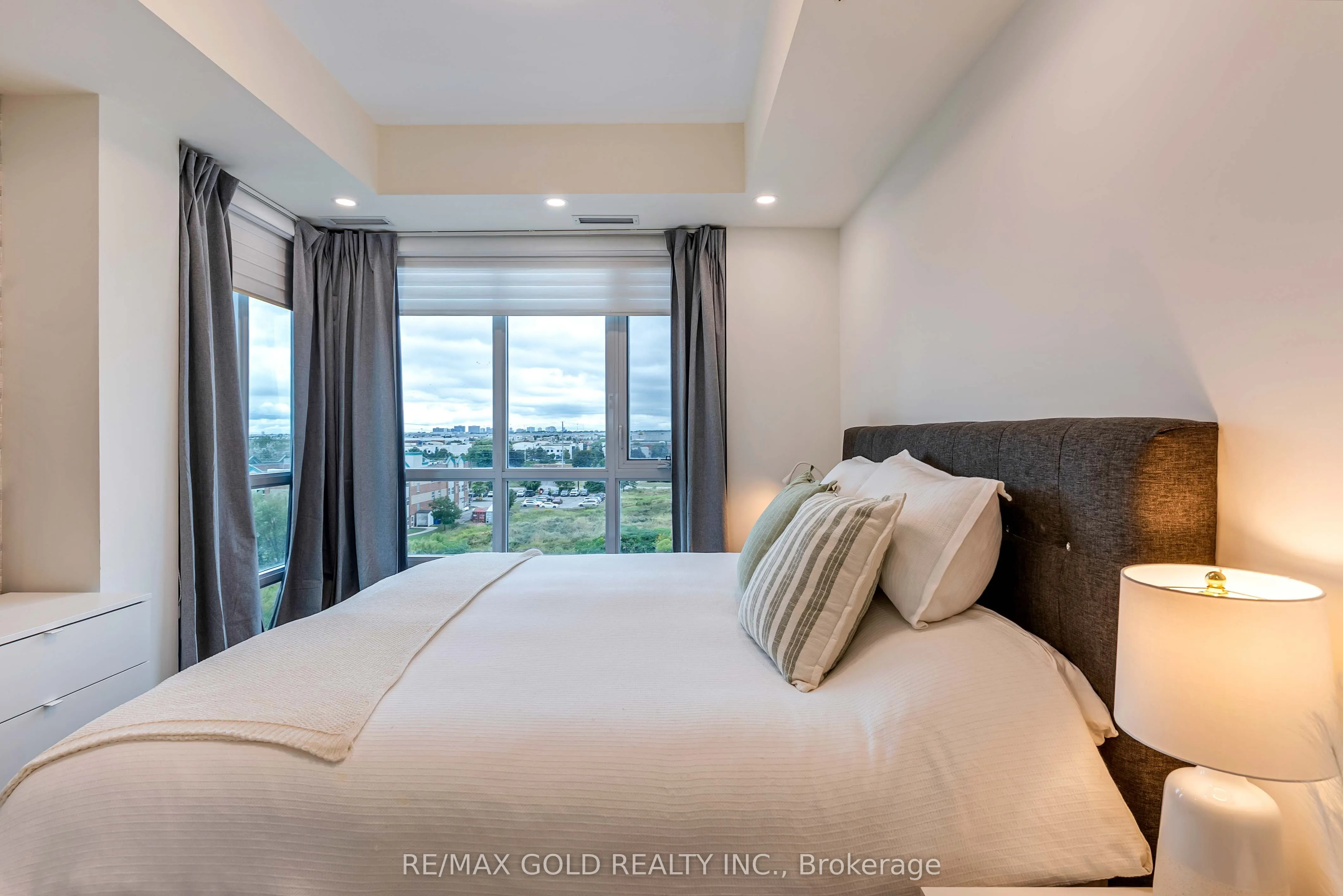 55 Yorkland Boulevard, #503