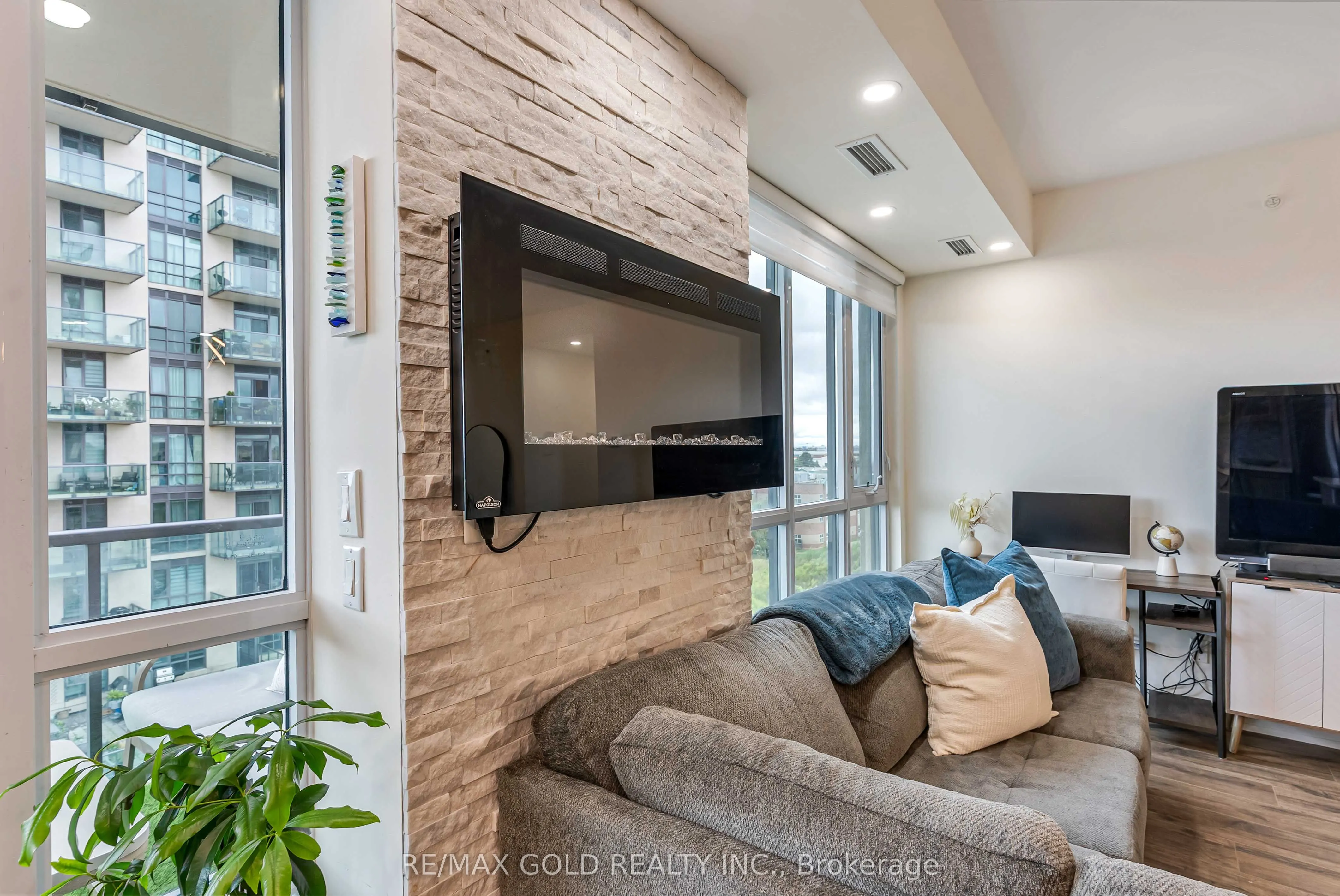 55 Yorkland Boulevard, #503