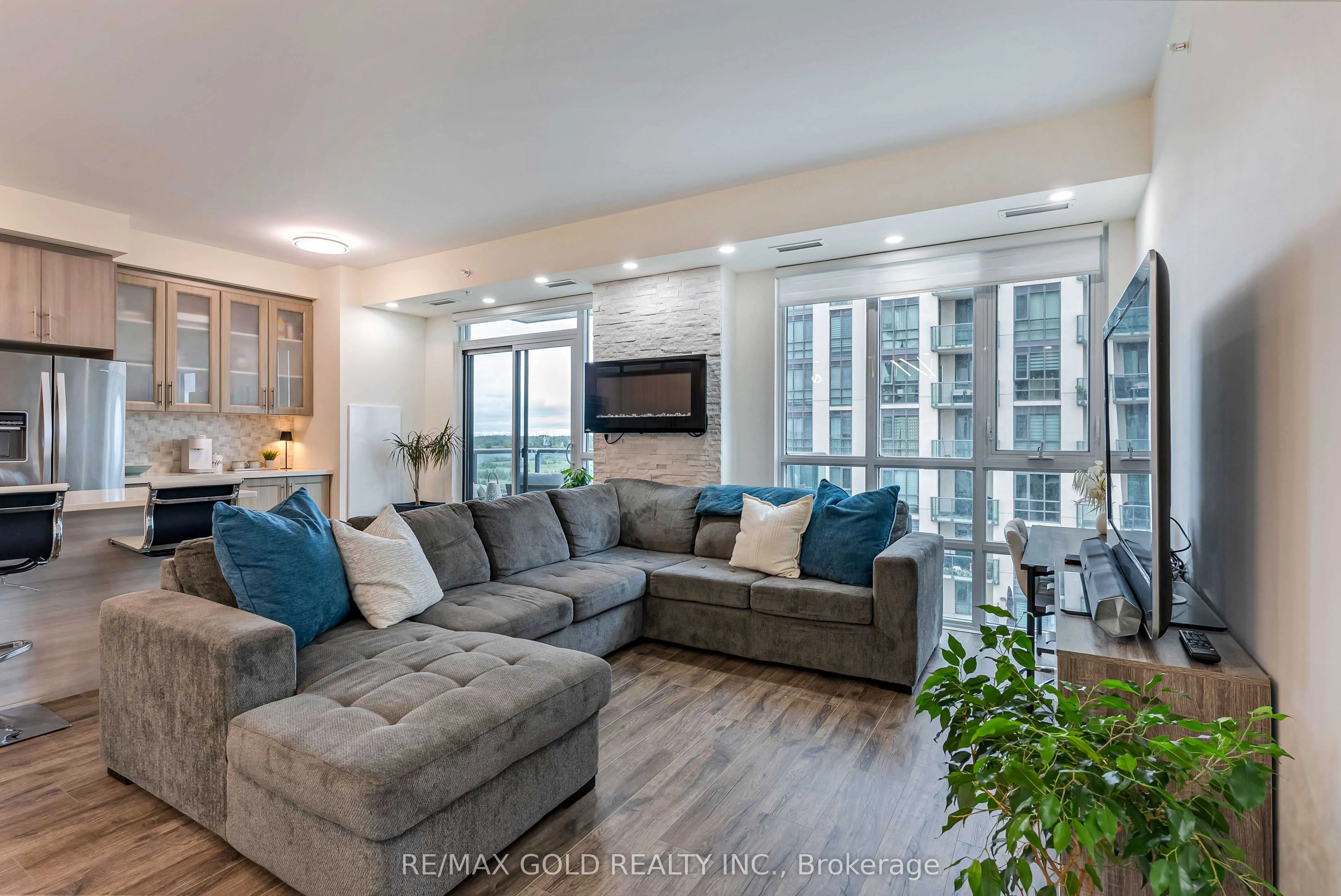 55 Yorkland Boulevard, #503