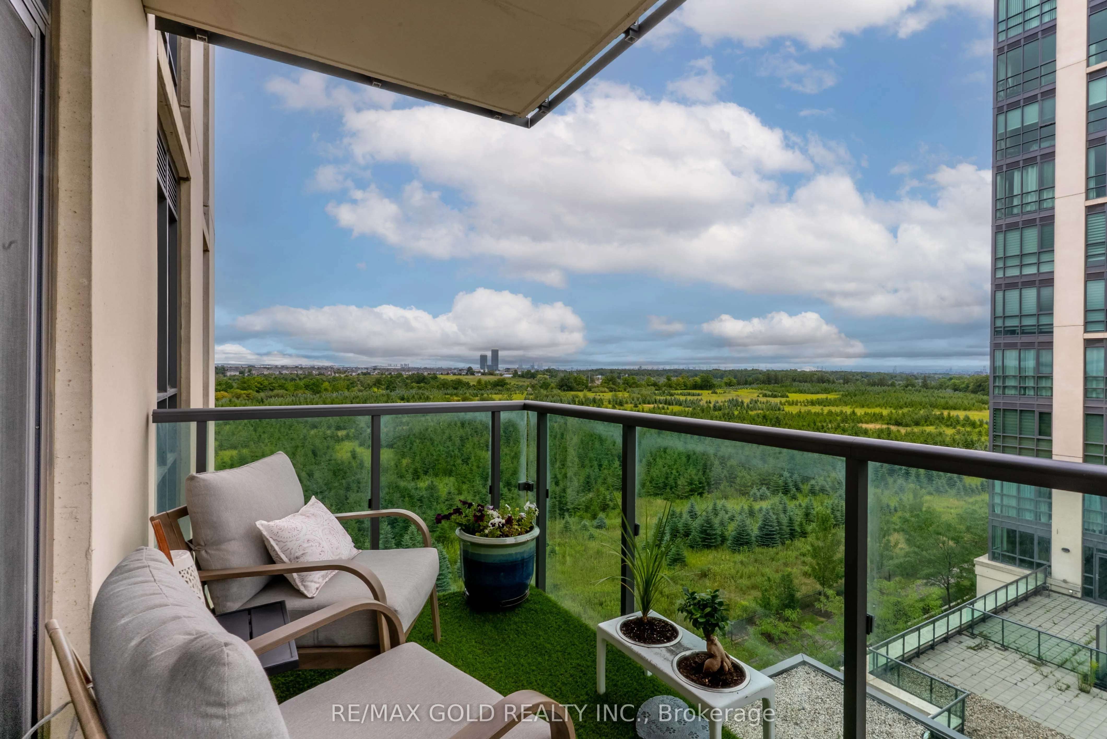 55 Yorkland Boulevard, #503