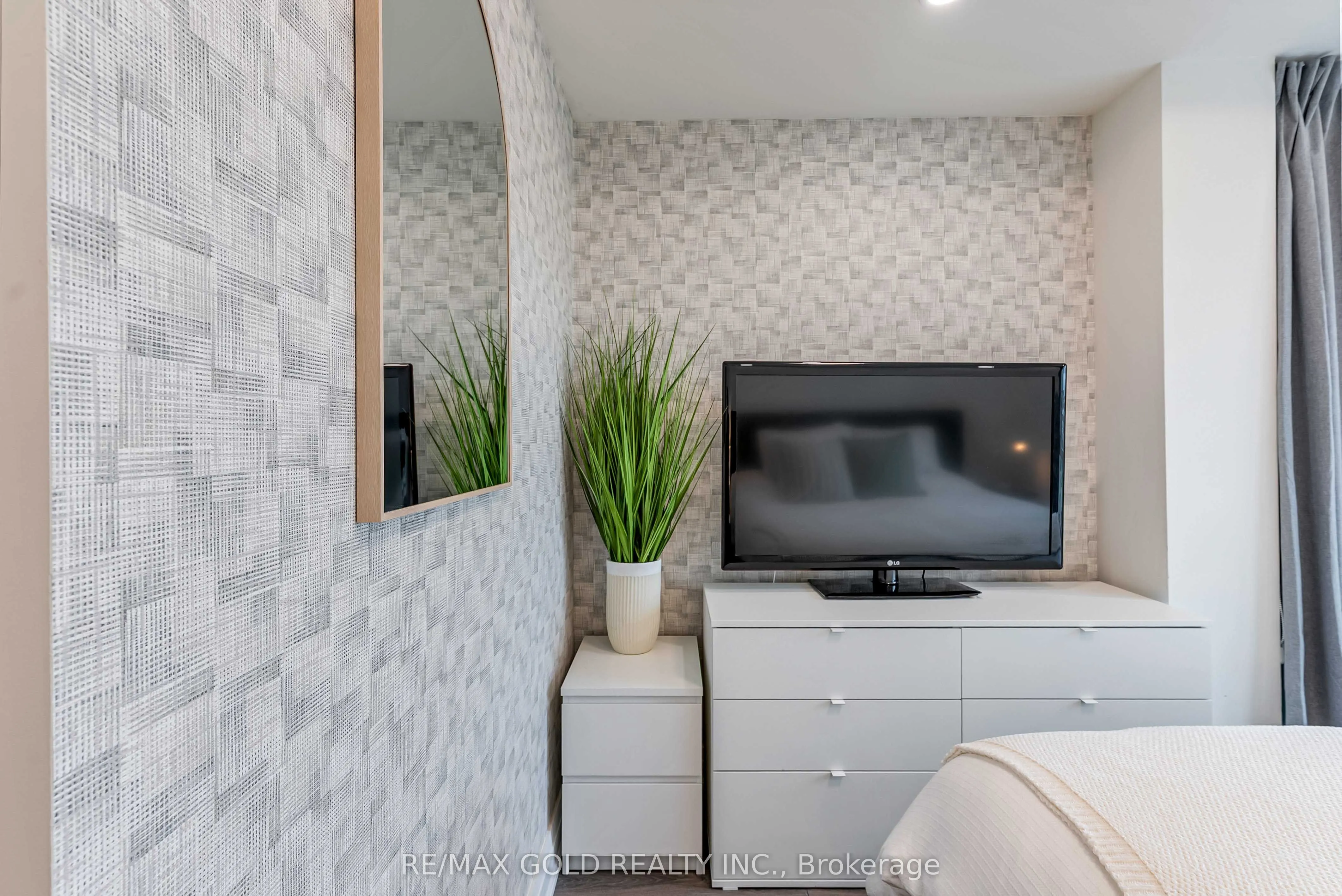 55 Yorkland Boulevard, #503