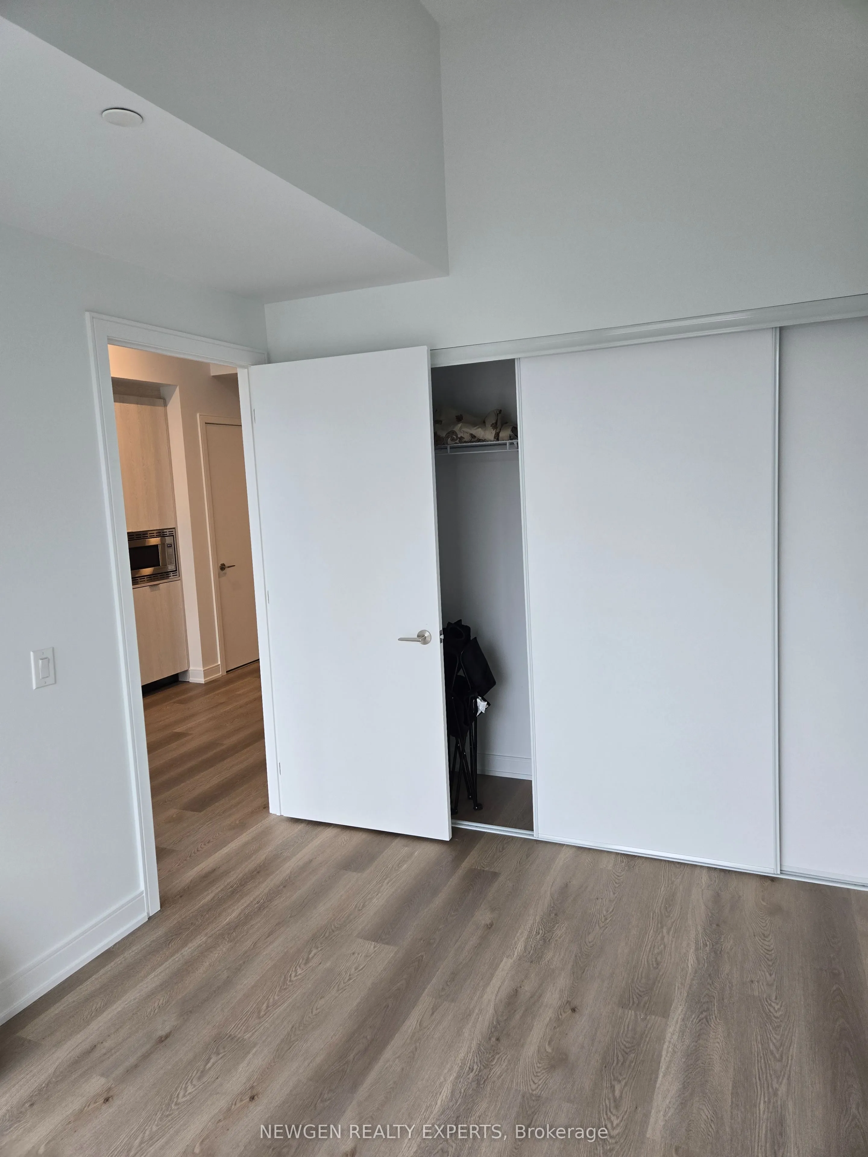 3009 Novar Road, #717