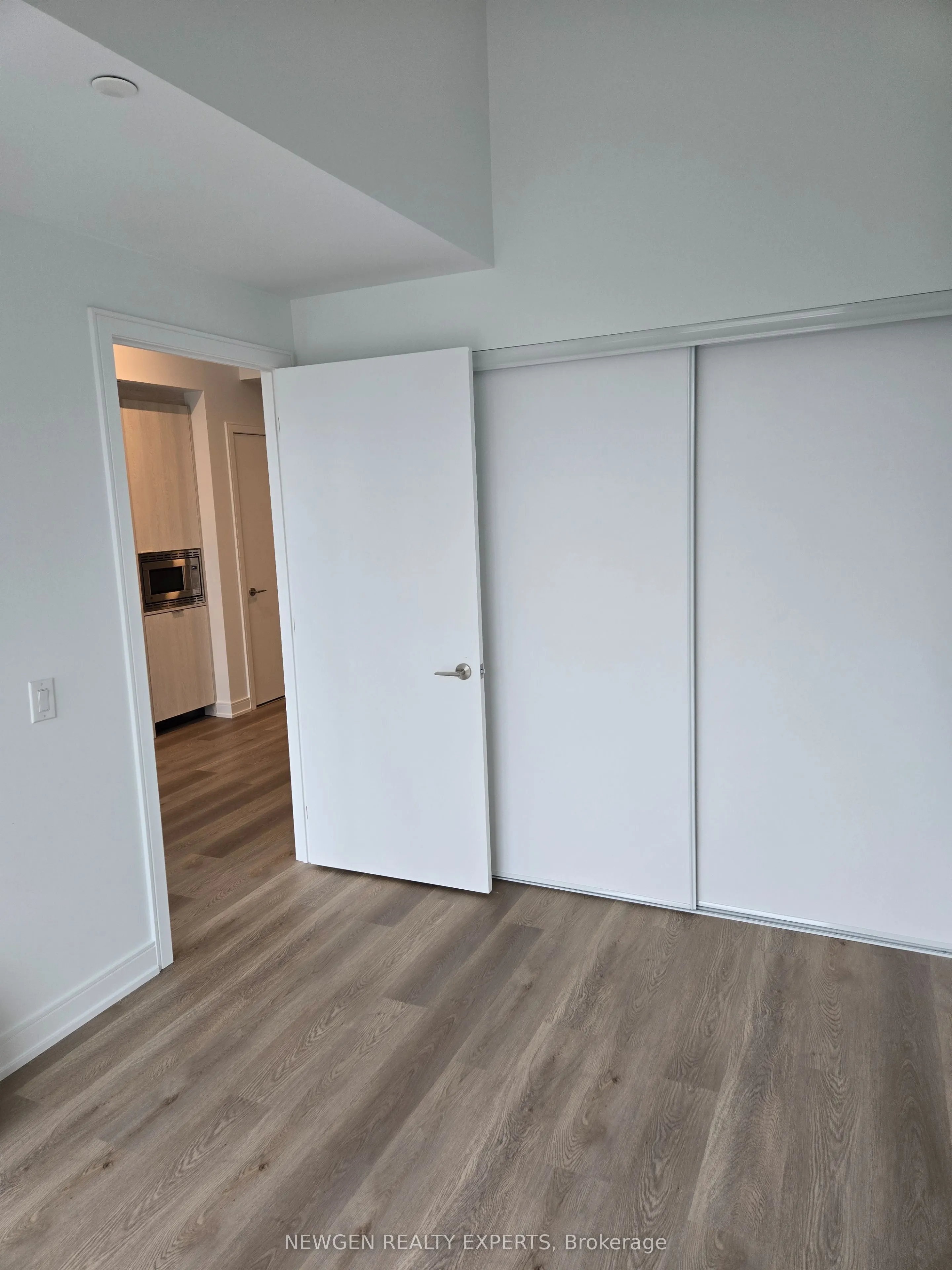 3009 Novar Road, #717