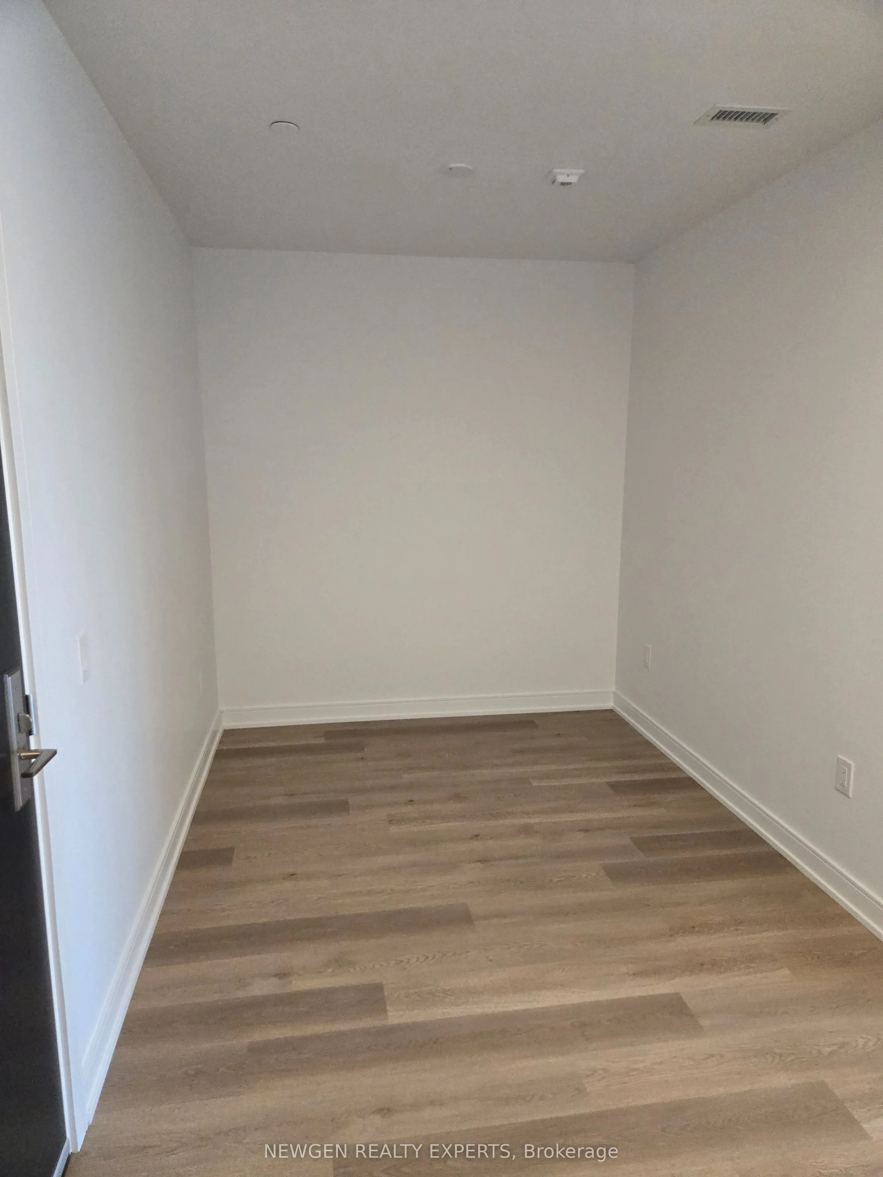 3009 Novar Road, #717