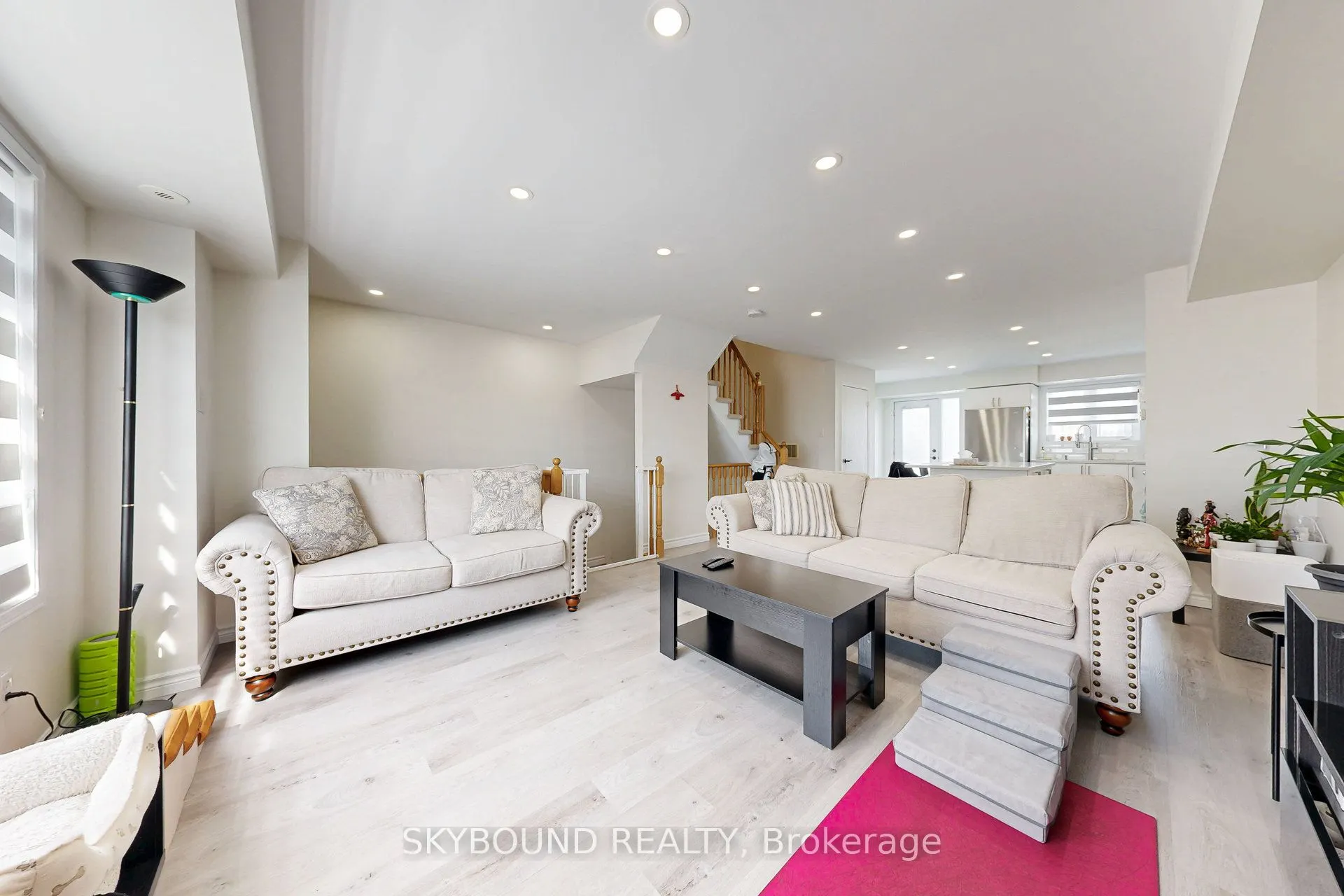 3088 Eglinton Avenue W, #85