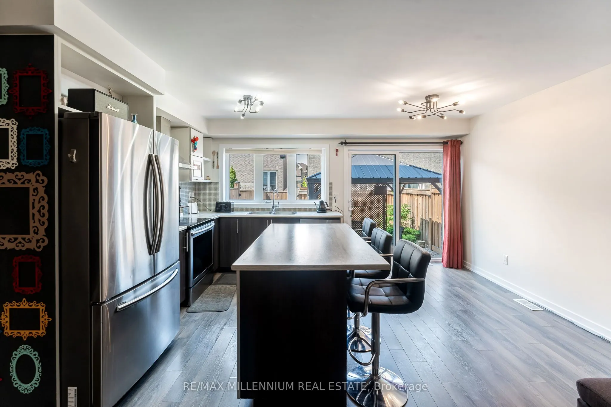 494 Queen Mary Drive