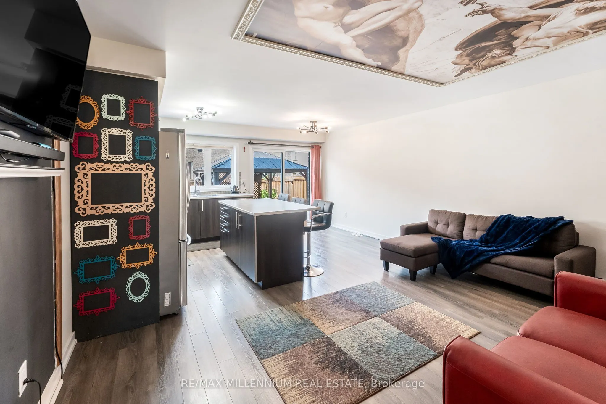 494 Queen Mary Drive