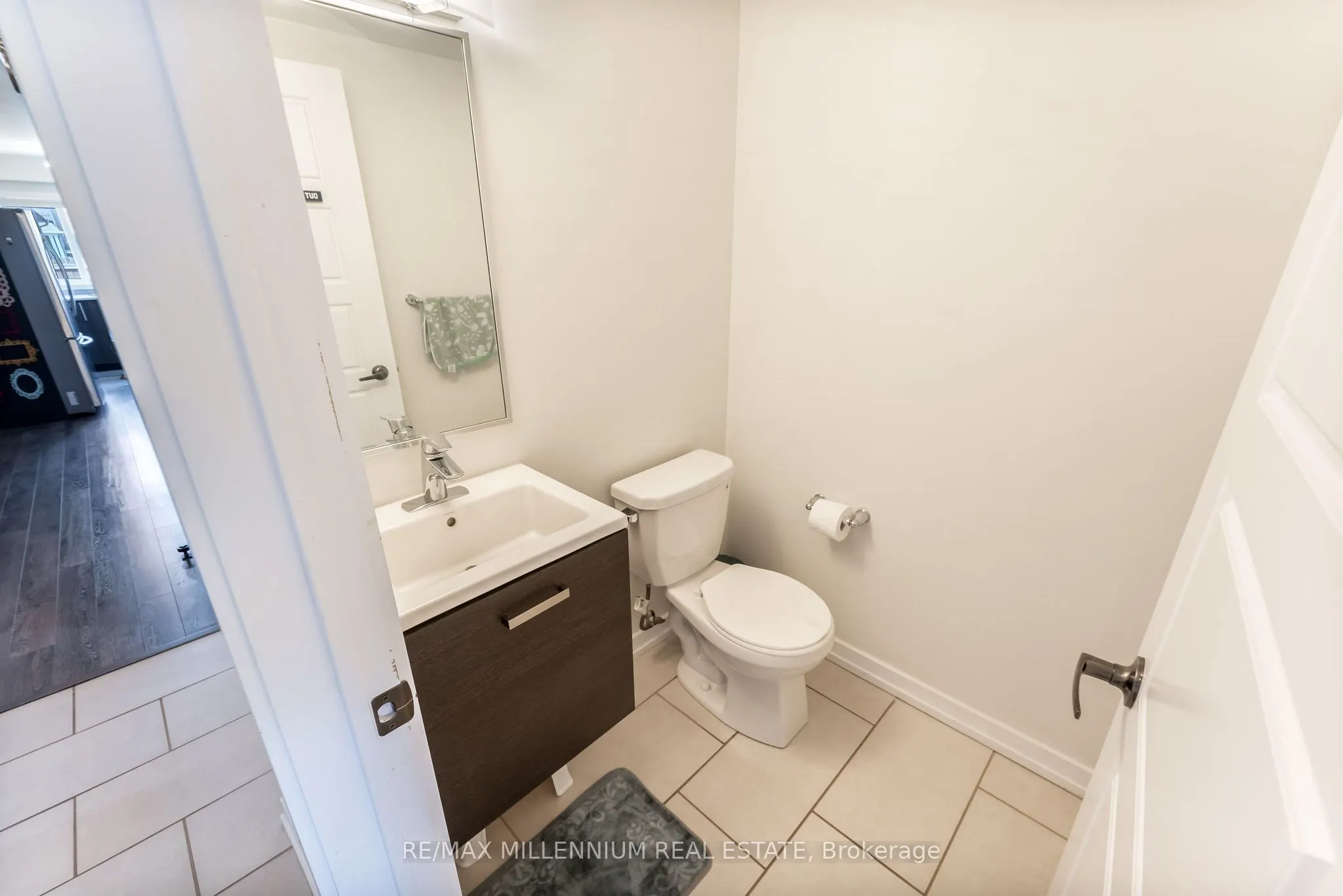 494 Queen Mary Drive