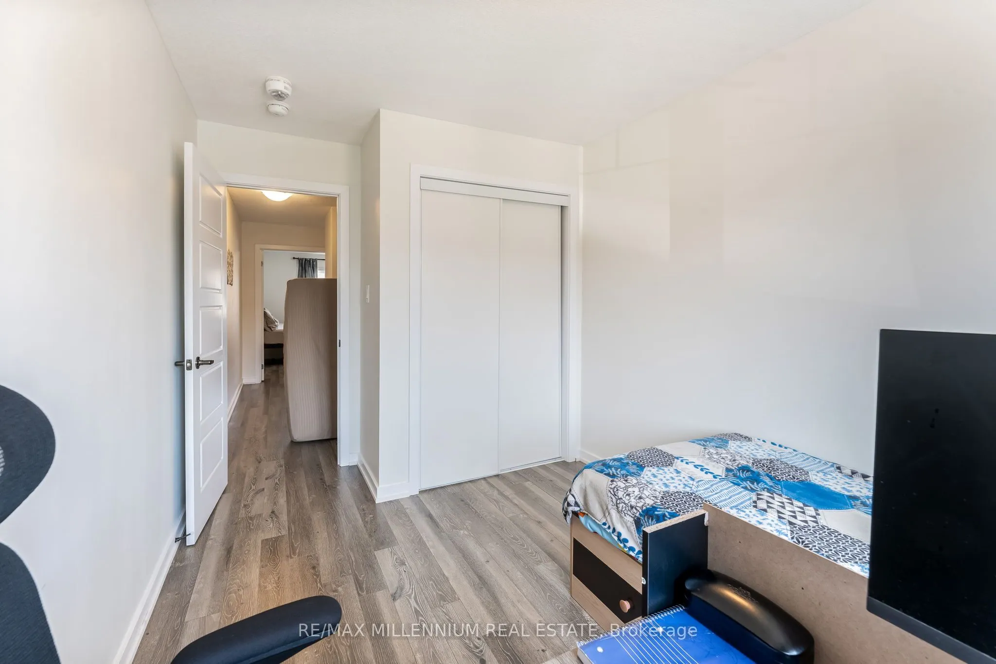 494 Queen Mary Drive
