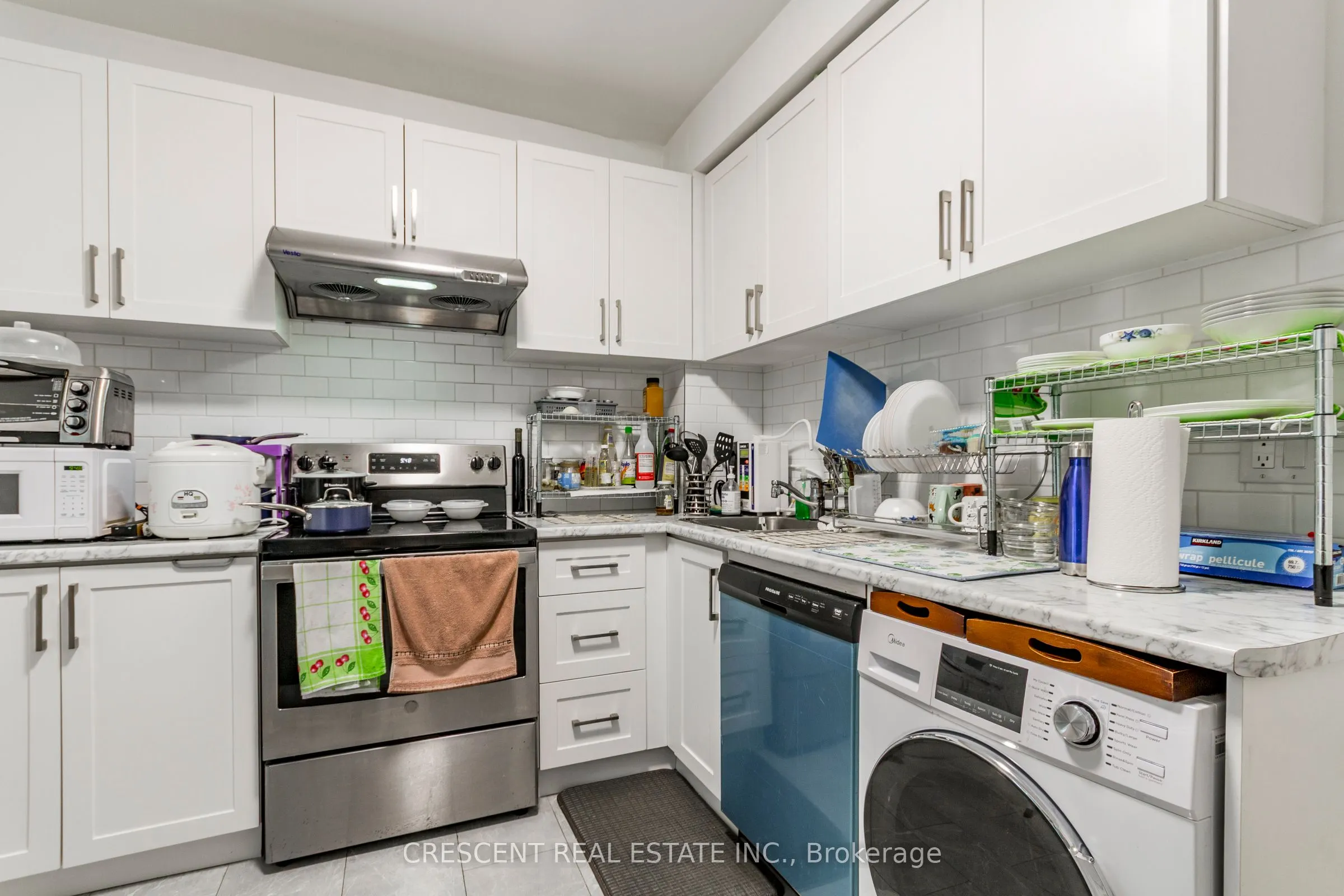 1409 King Street W, #Upper