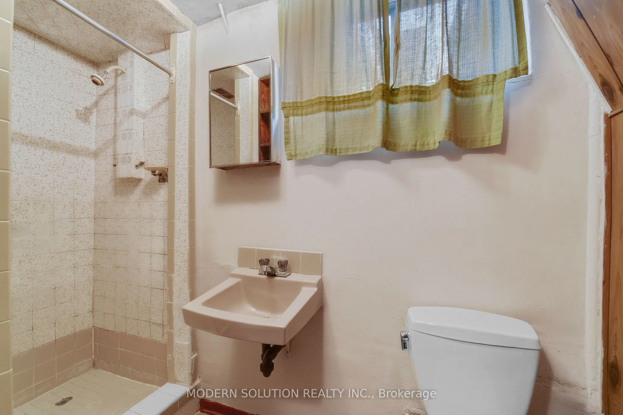 177 Eaglewood Boulevard