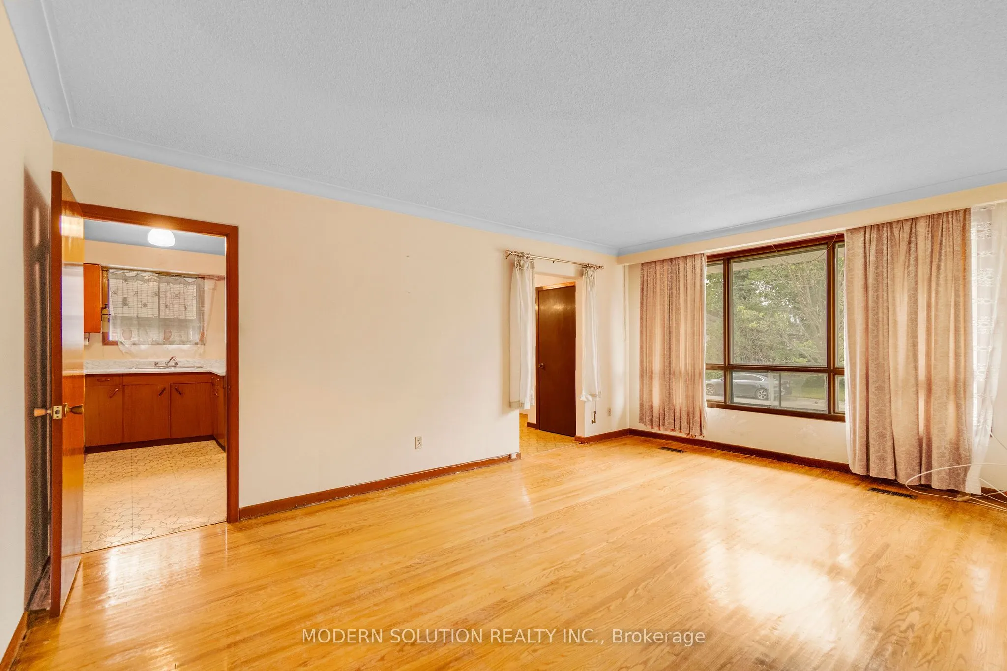 177 Eaglewood Boulevard